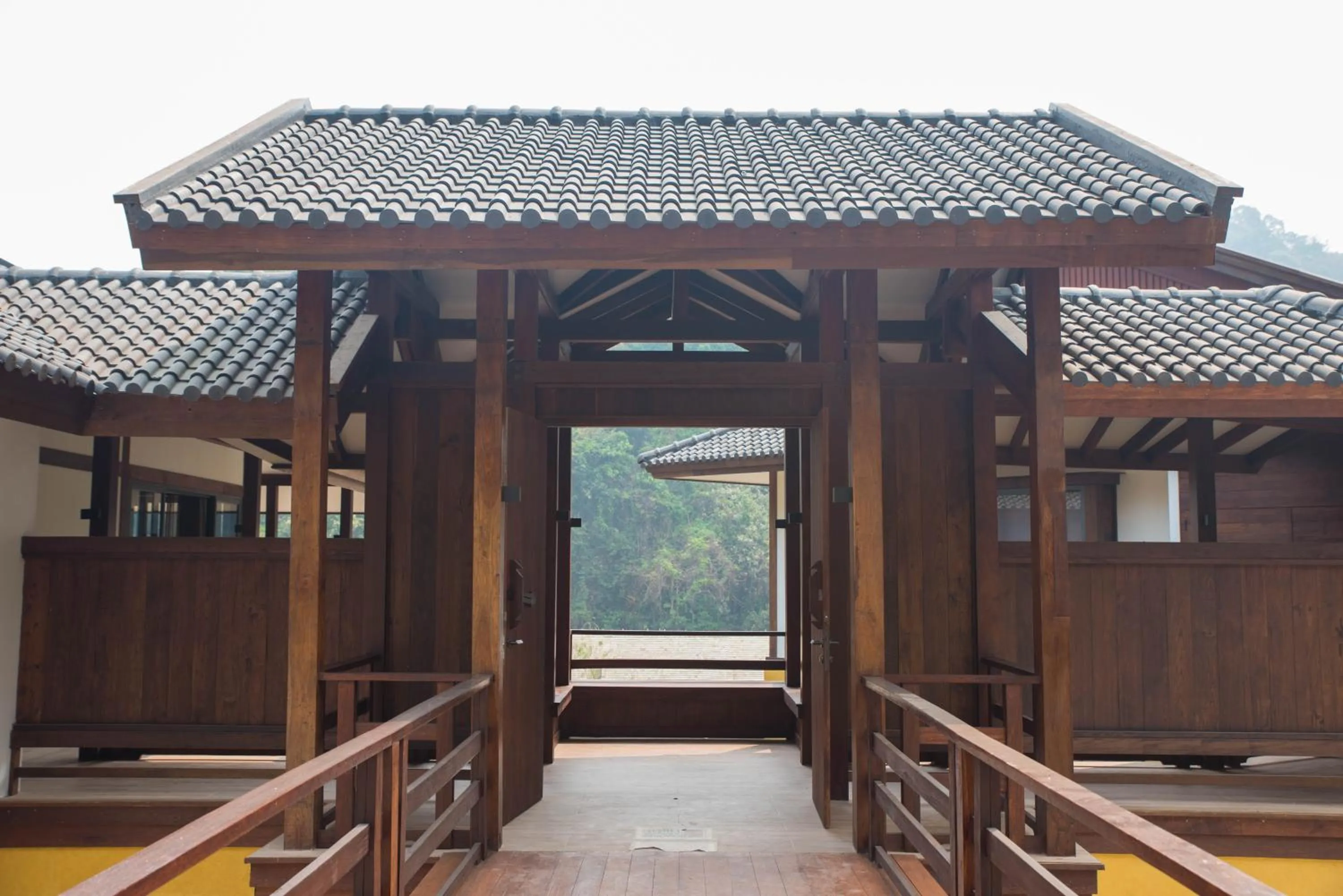 Property building in Onsen at Moncham