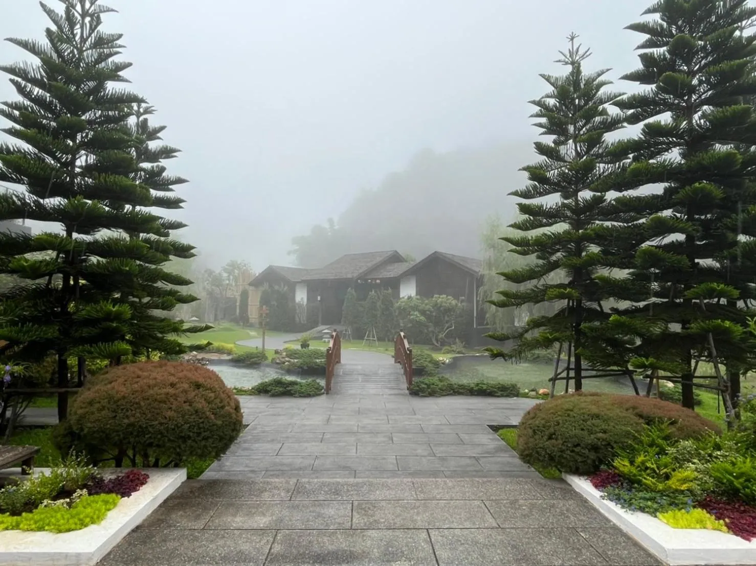 Garden in Onsen at Moncham