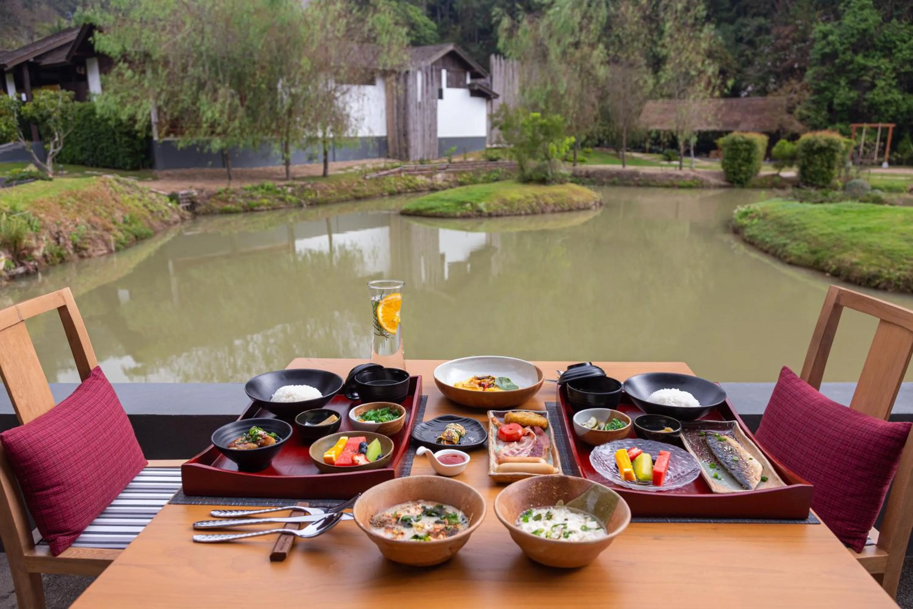 Restaurant/places to eat in Onsen at Moncham