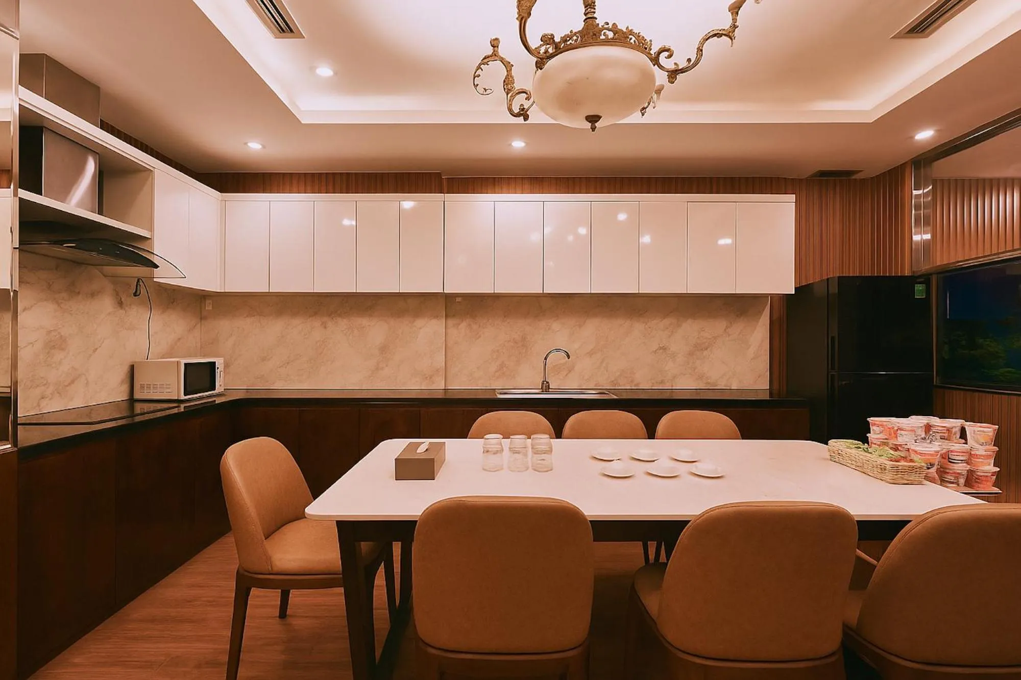 Kitchen or kitchenette in Mercury Boutique Hotel