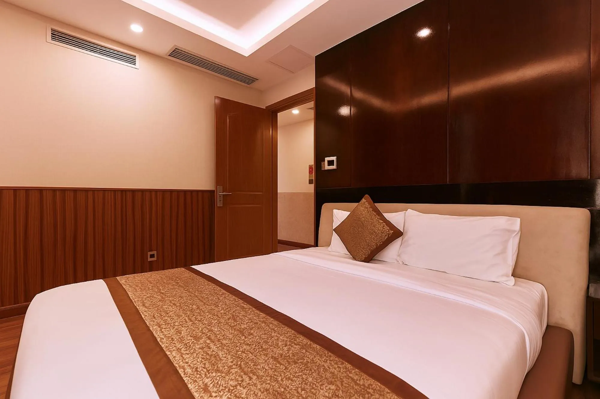 Bed in Mercury Boutique Hotel