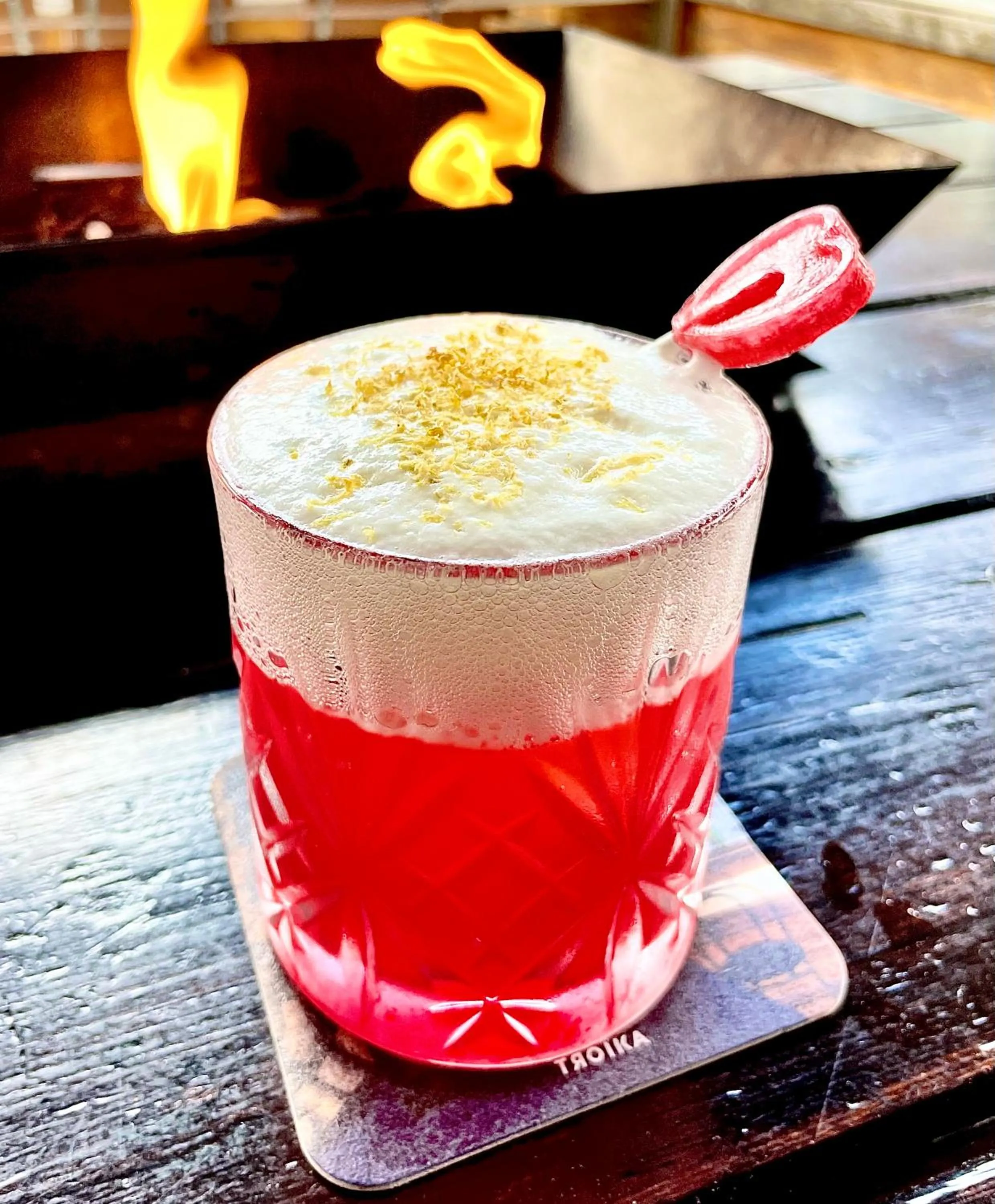 Lounge or bar in Chamois Lodge