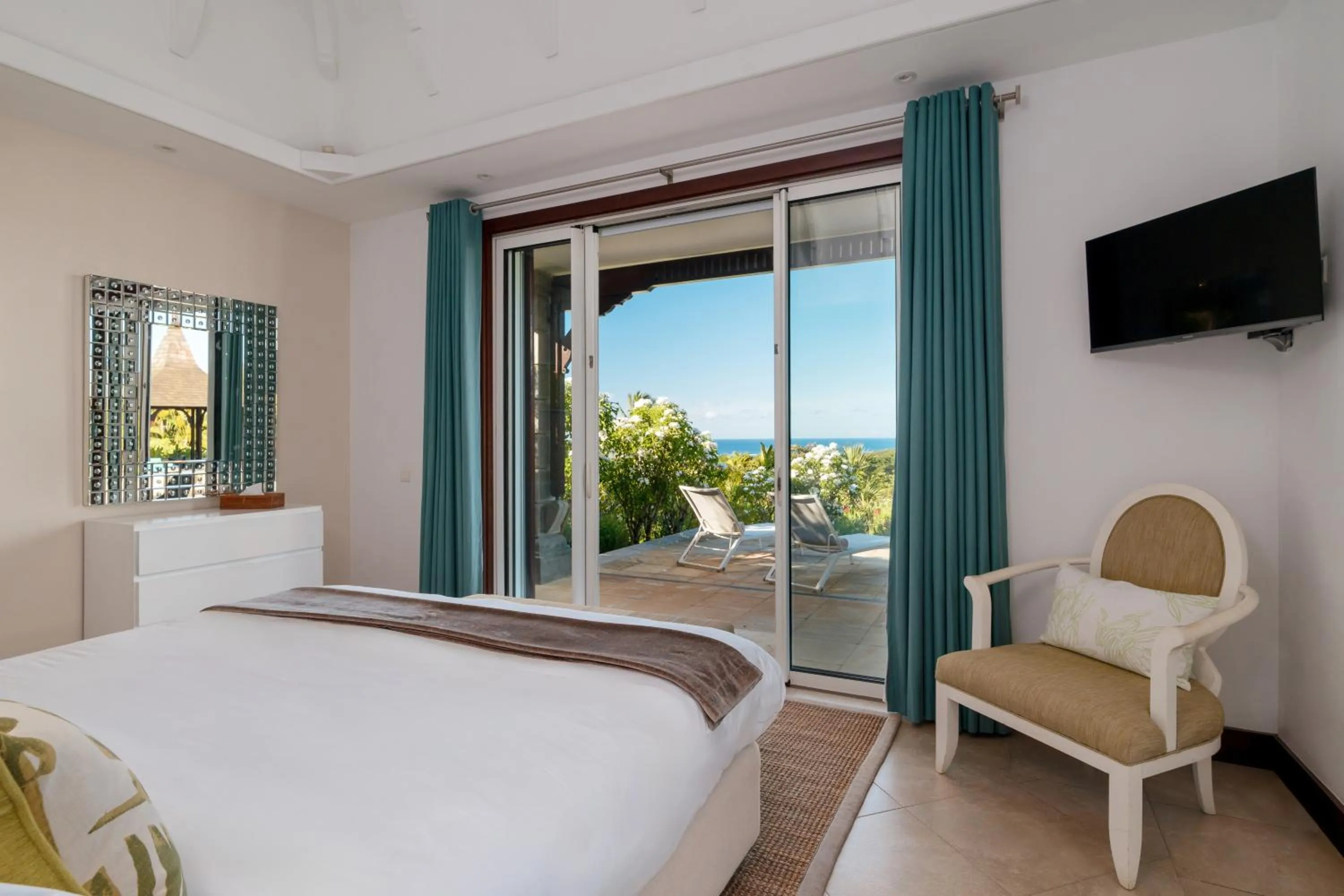 Natural landscape, Bed in Heritage The Villas