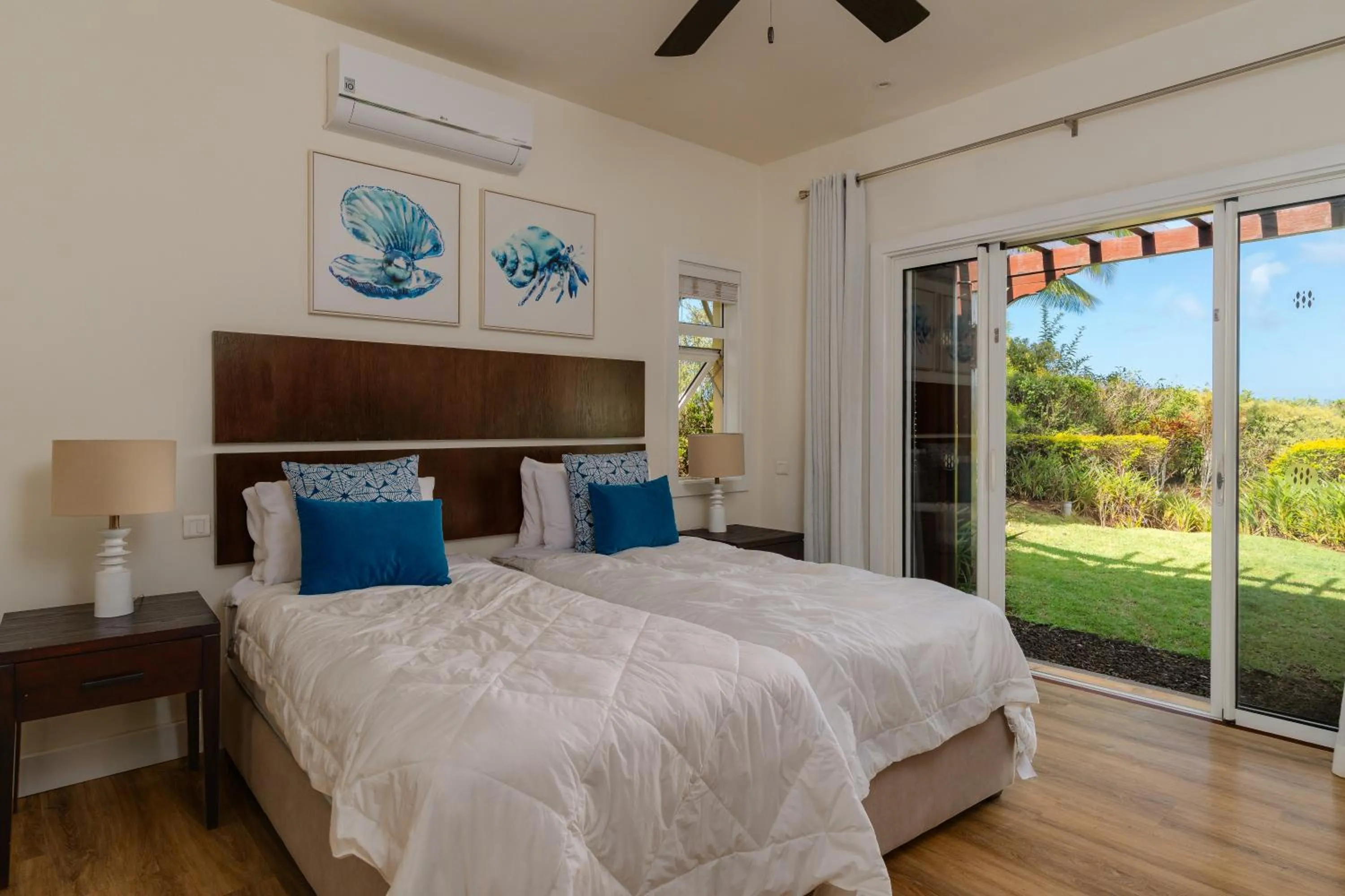 Garden, Bed in Heritage The Villas