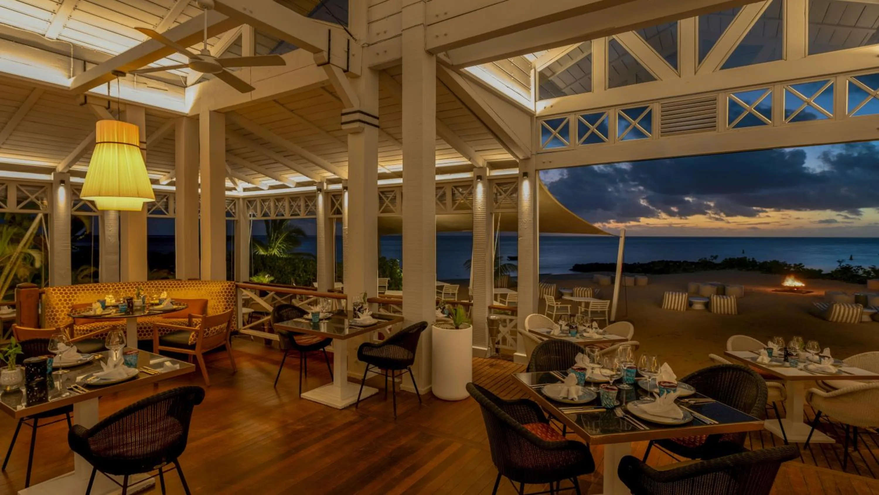 Restaurant/places to eat in Heritage The Villas