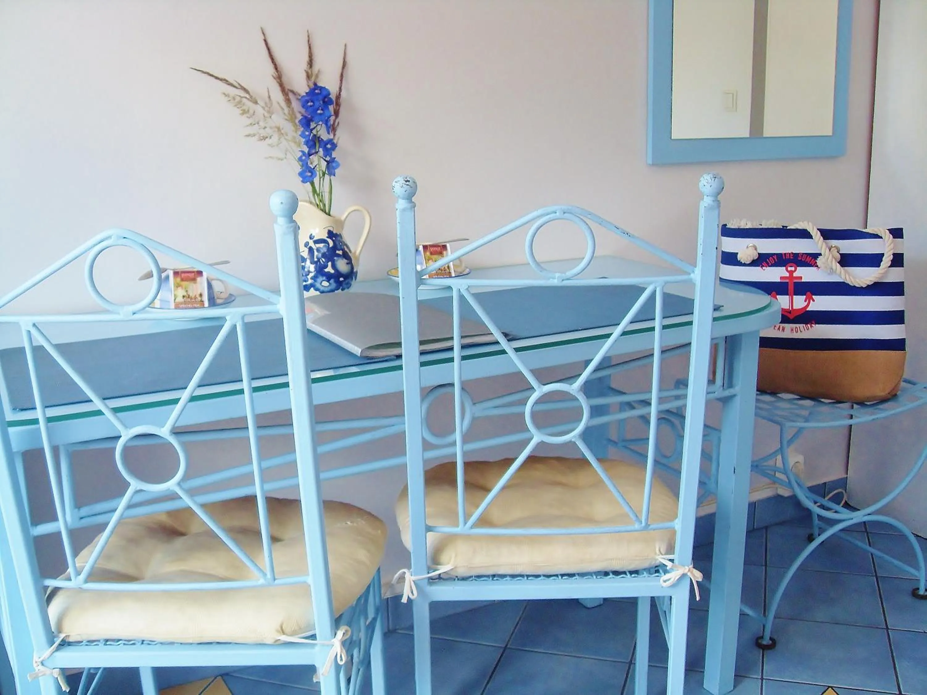 Photo of the whole room, Bed in Willa Cyklada, grill, śniadania, jezioro,przystań,tawerna-200m, park linowy-400m, centrum,aquapark-900m