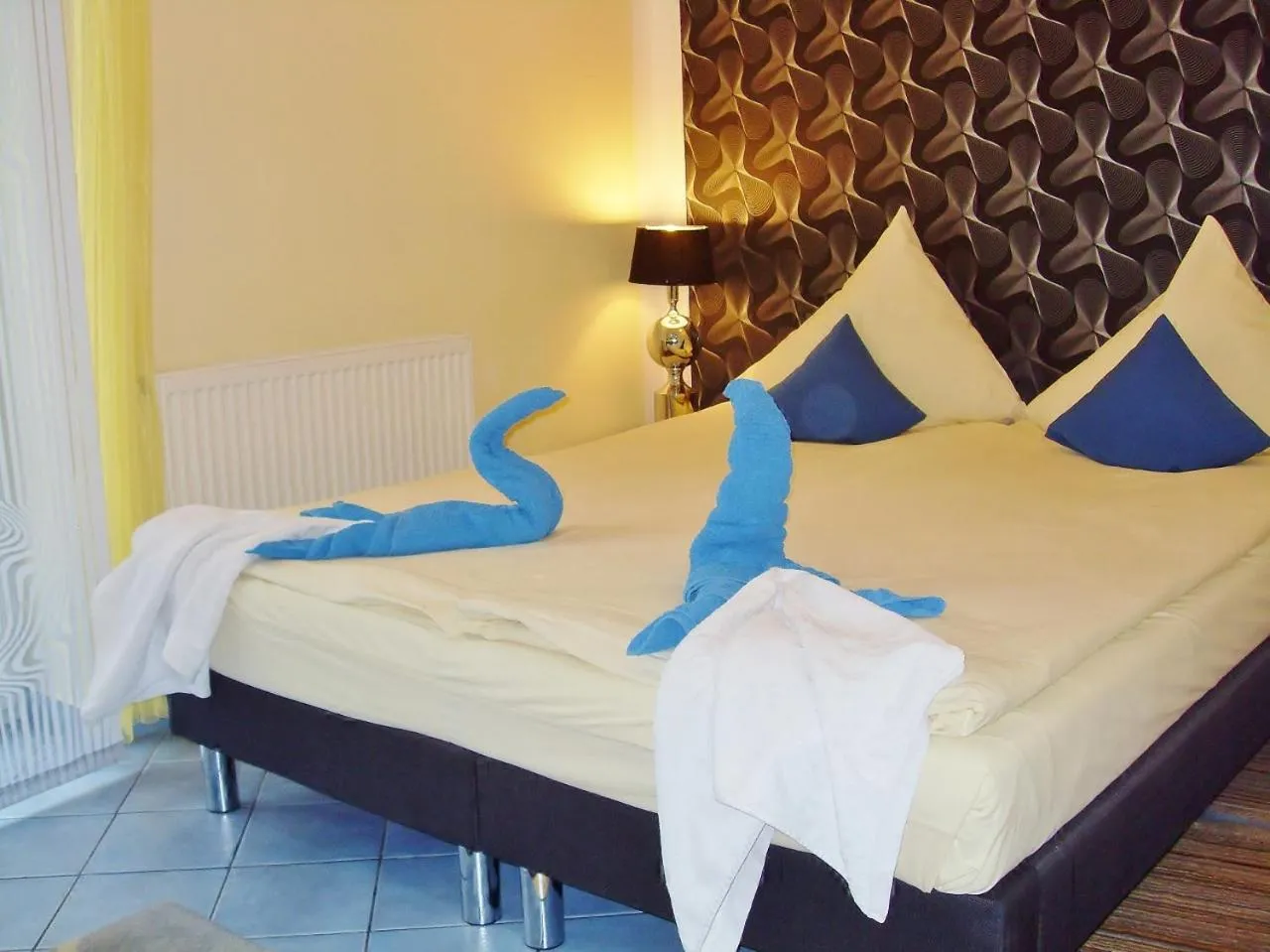 Bed in Willa Cyklada, grill, śniadania, jezioro,przystań,tawerna-200m, park linowy-400m, centrum,aquapark-900m