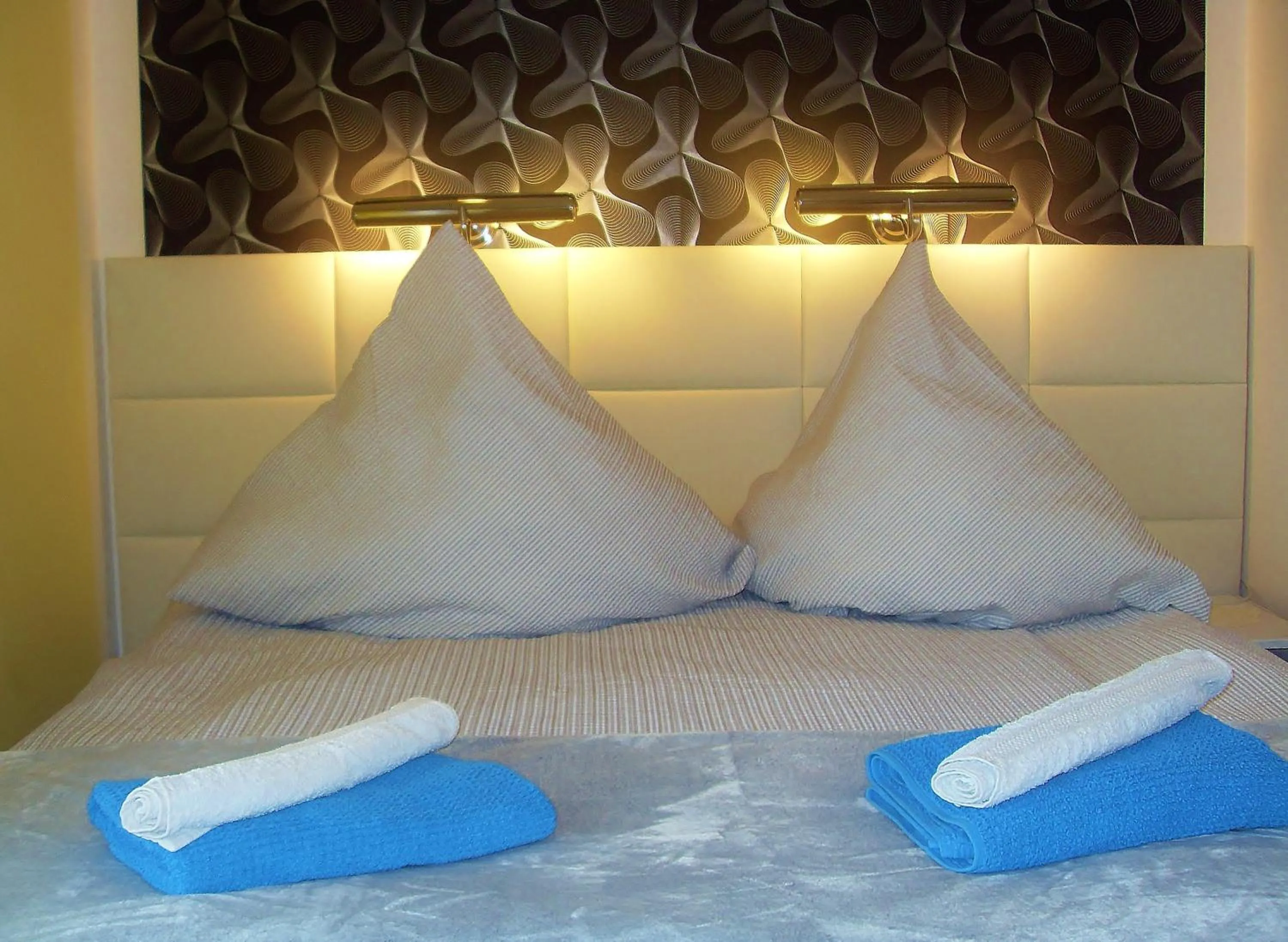 Bed in Willa Cyklada, grill, śniadania, jezioro,przystań,tawerna-200m, park linowy-400m, centrum,aquapark-900m