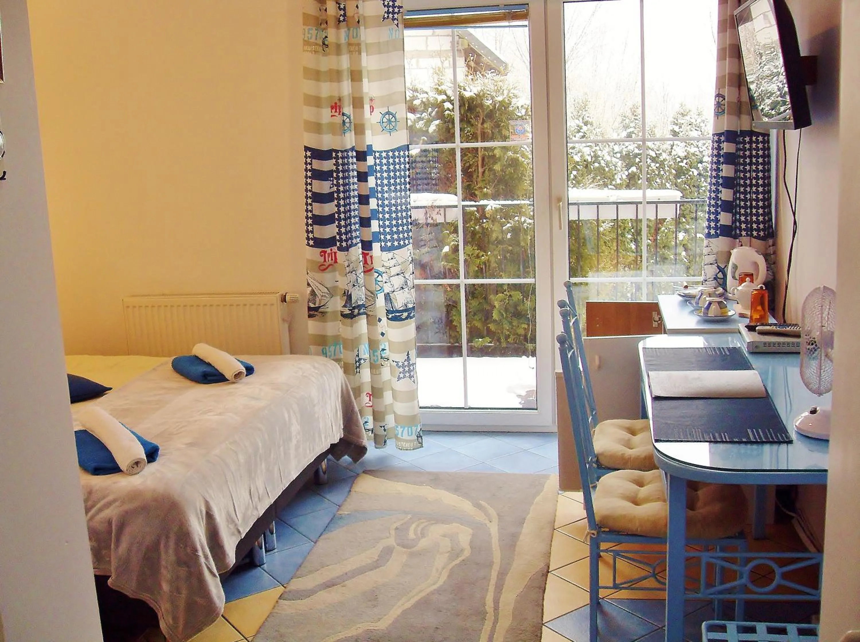 Photo of the whole room, Bed in Willa Cyklada, grill, śniadania, jezioro,przystań,tawerna-200m, park linowy-400m, centrum,aquapark-900m