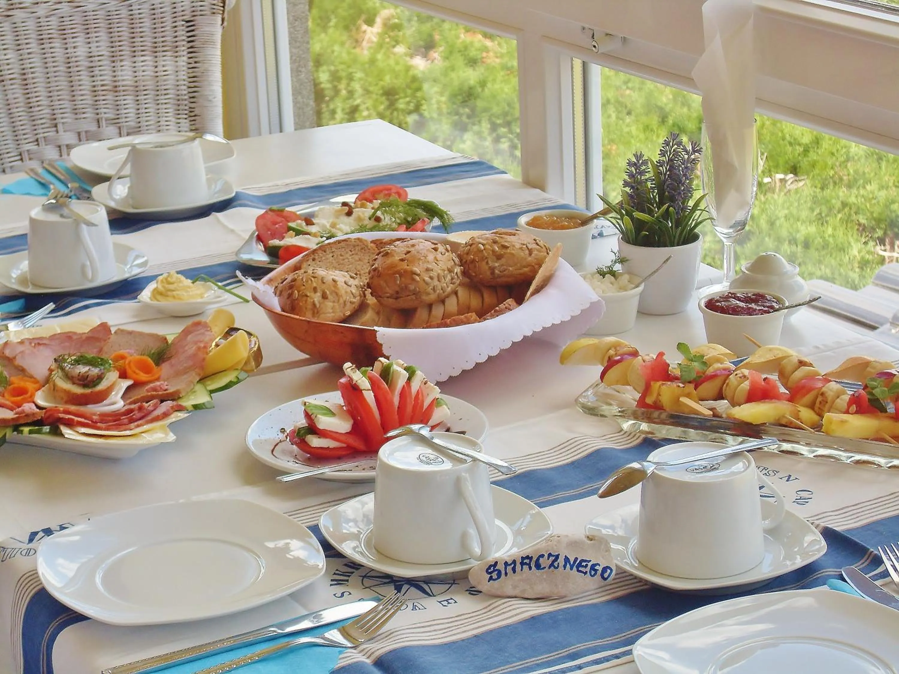 Breakfast in Willa Cyklada, grill, śniadania, jezioro,przystań,tawerna-200m, park linowy-400m, centrum,aquapark-900m