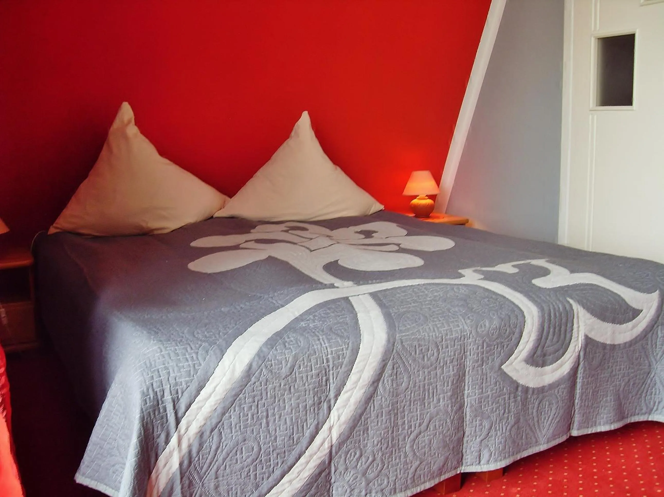 Bedroom, Bed in Willa Cyklada, grill, śniadania, jezioro,przystań,tawerna-200m, park linowy-400m, centrum,aquapark-900m