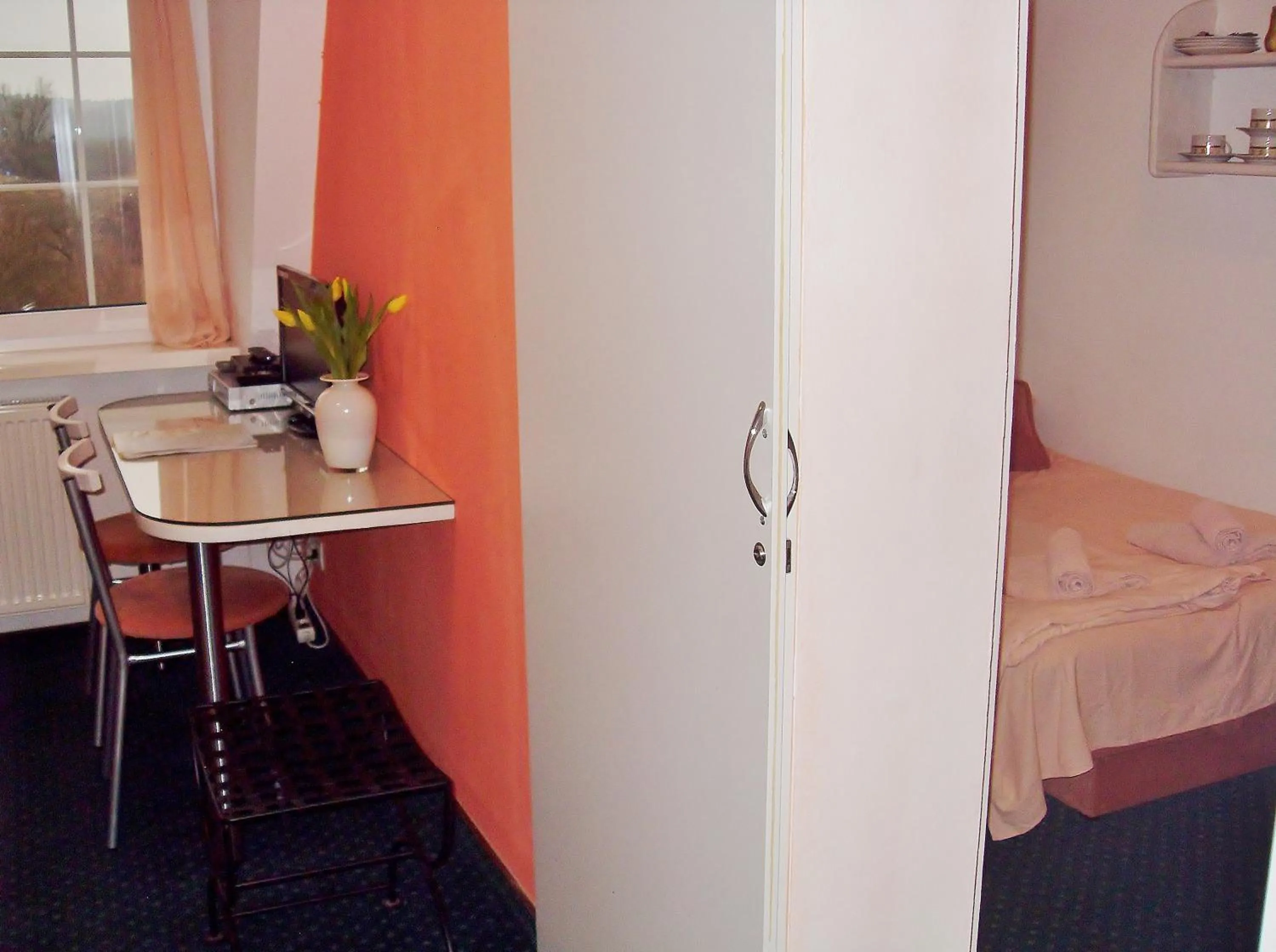 Photo of the whole room, Bed in Willa Cyklada, grill, śniadania, jezioro,przystań,tawerna-200m, park linowy-400m, centrum,aquapark-900m