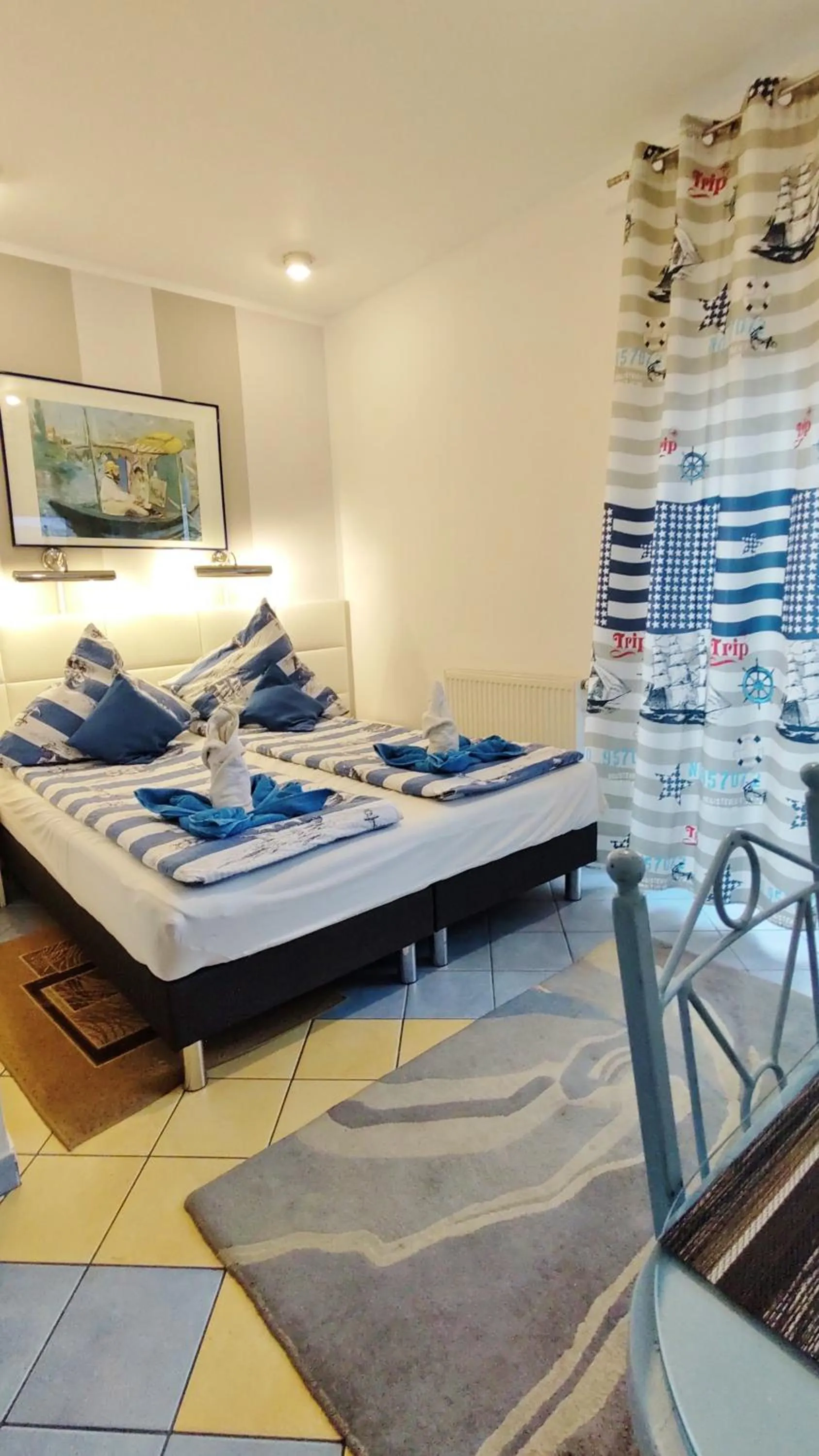 Photo of the whole room, Bed in Willa Cyklada, grill, śniadania, jezioro,przystań,tawerna-200m, park linowy-400m, centrum,aquapark-900m