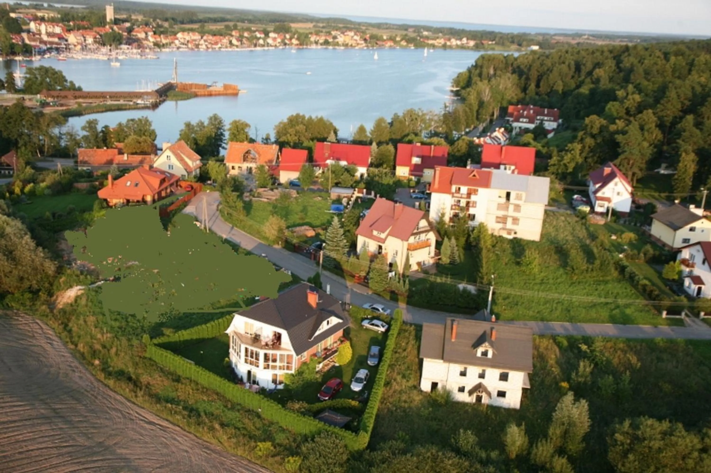 Bird's eye view in Willa Cyklada, grill, śniadania, jezioro,przystań,tawerna-200m, park linowy-400m, centrum,aquapark-900m