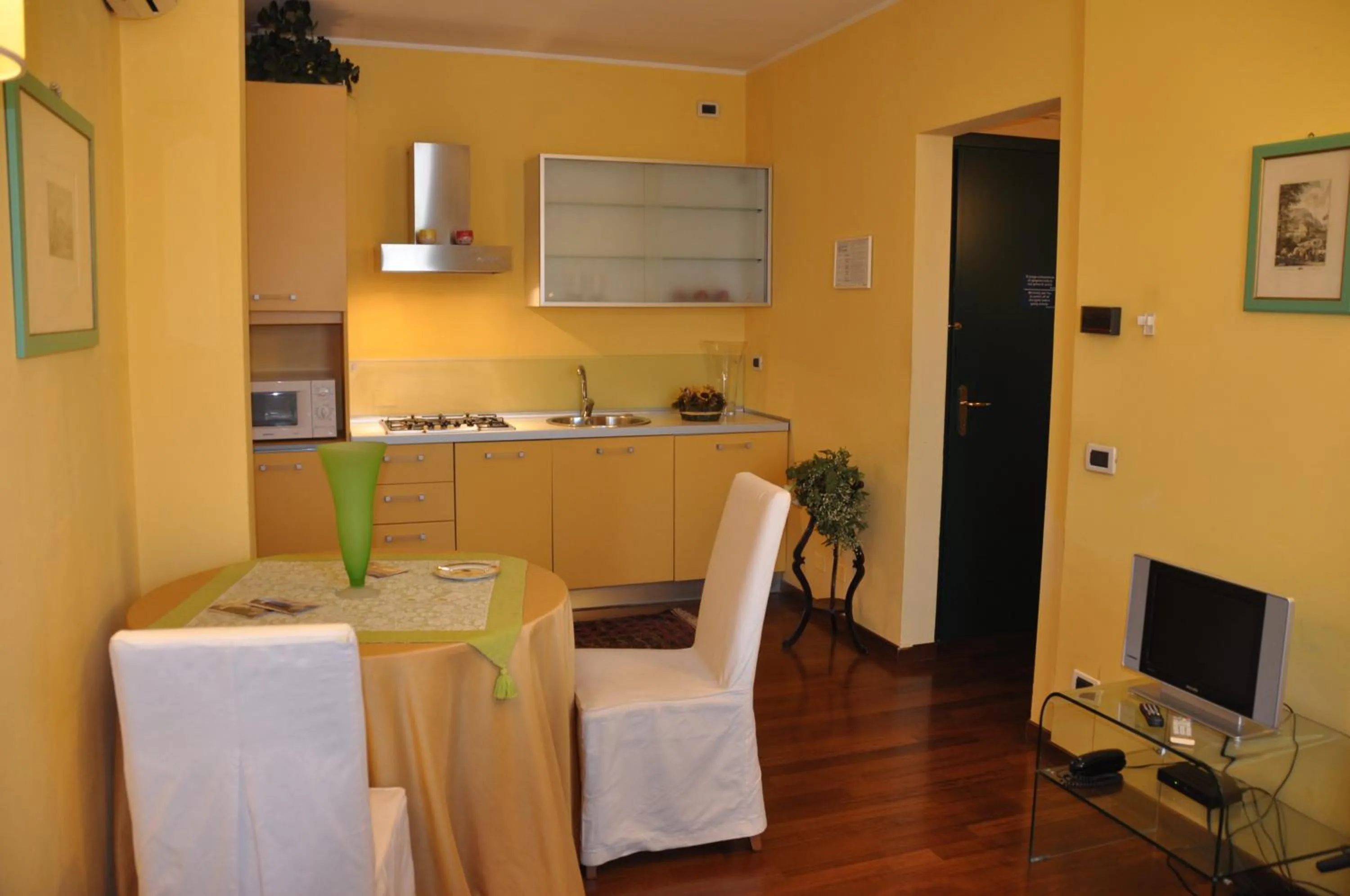 Kitchen or kitchenette in Piazza Nova Guest House