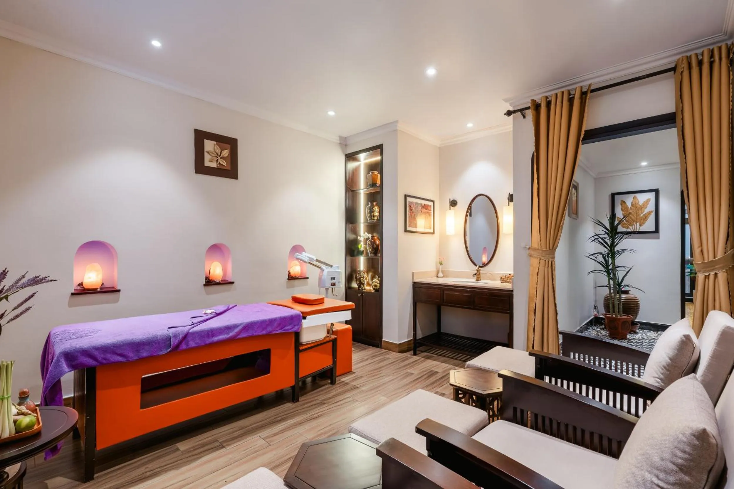 Massage, Bed in Laluna Hoi An Riverside Hotel & Spa