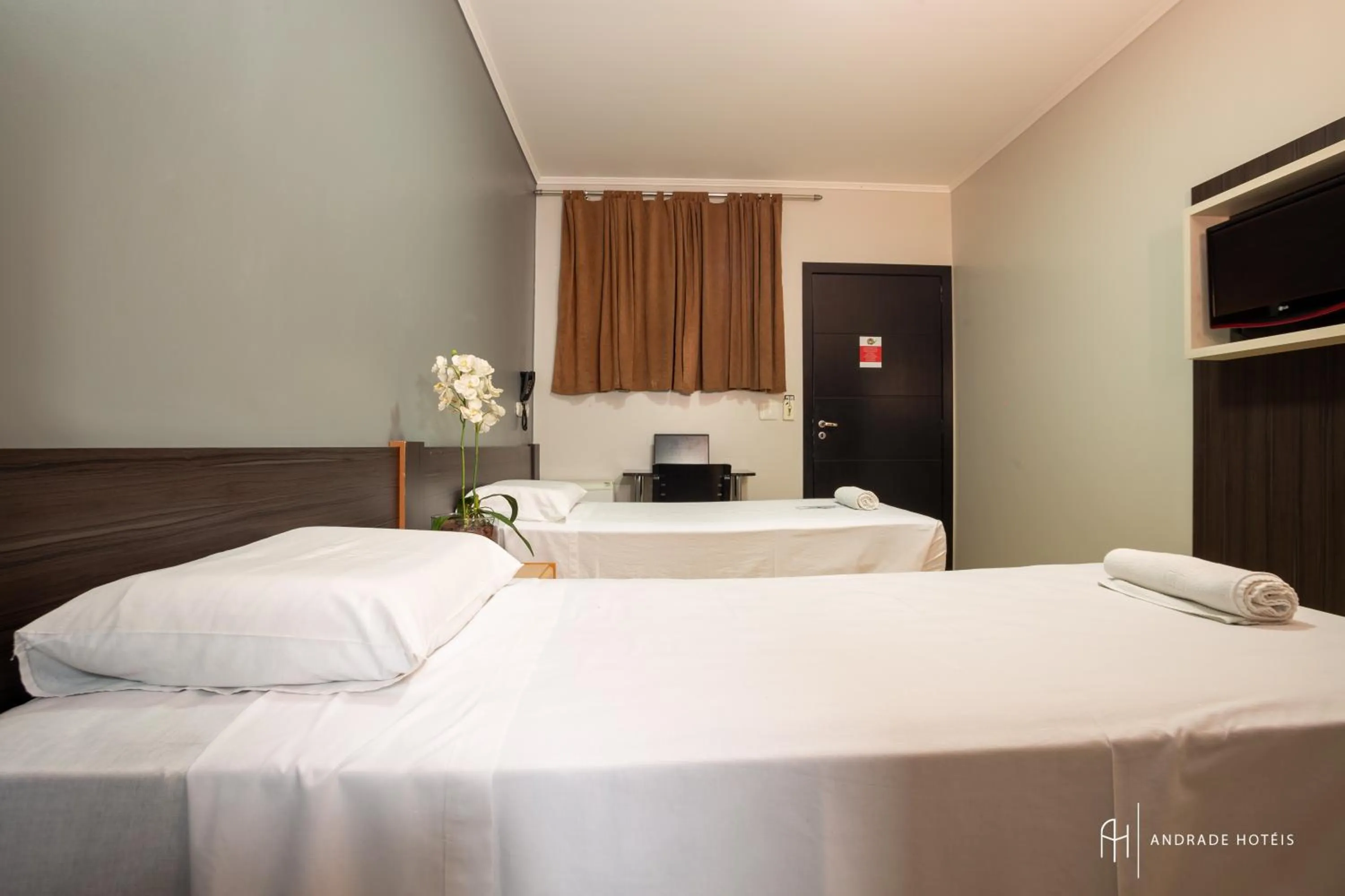 Bedroom, Bed in Rede Andrade Vivaldi