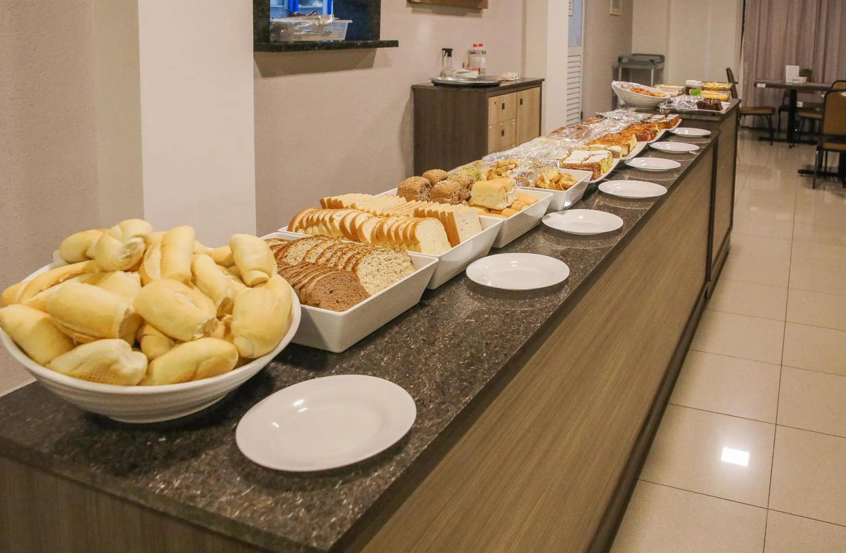 Buffet breakfast in Rede Andrade Vivaldi