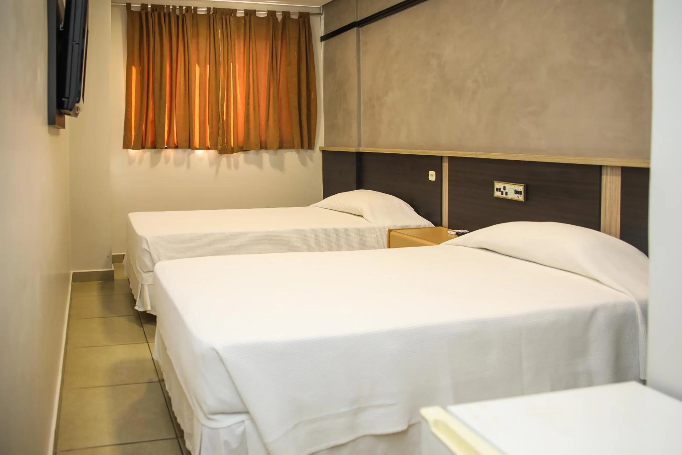 Bedroom, Bed in Rede Andrade Vivaldi