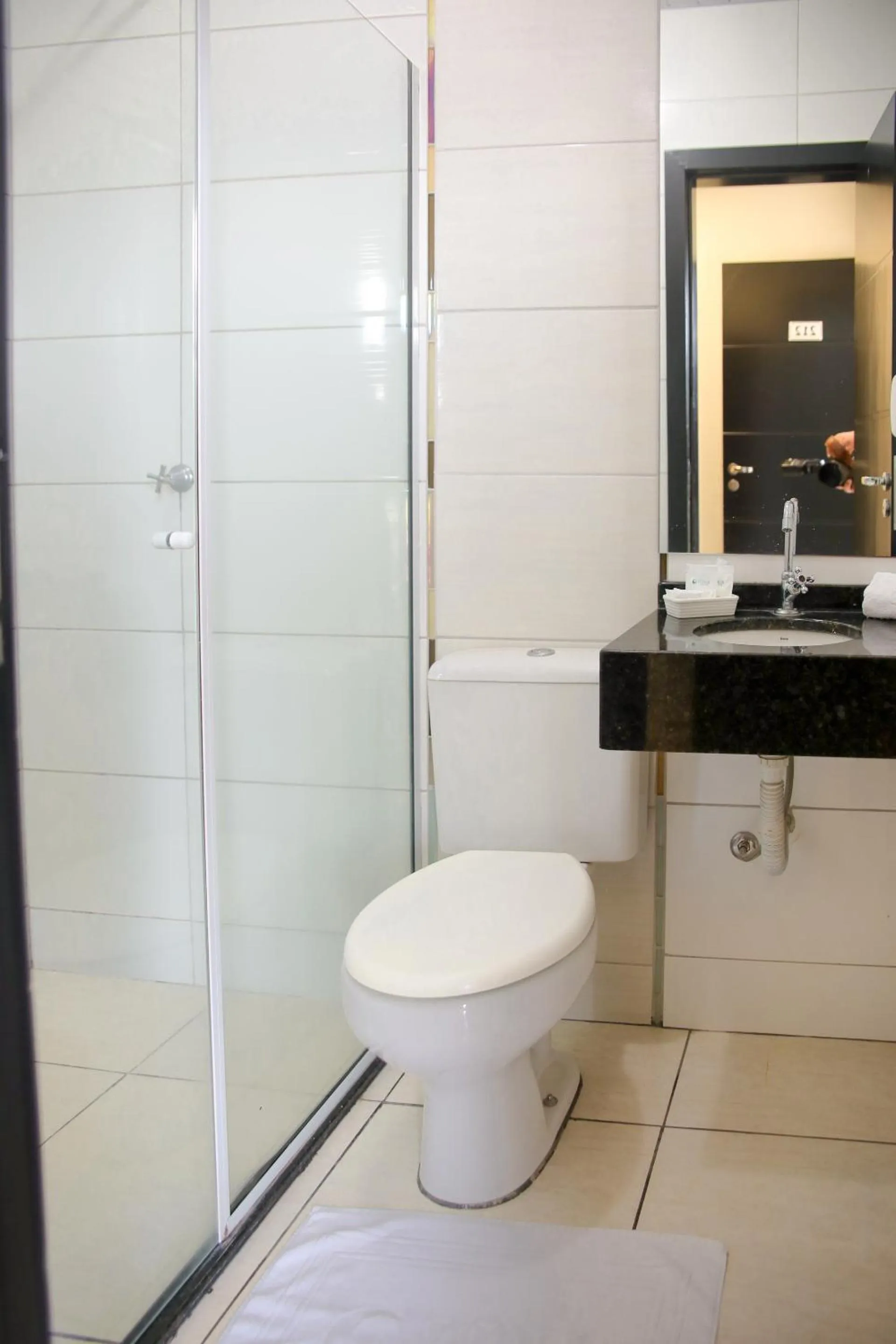 Toilet in Rede Andrade Vivaldi