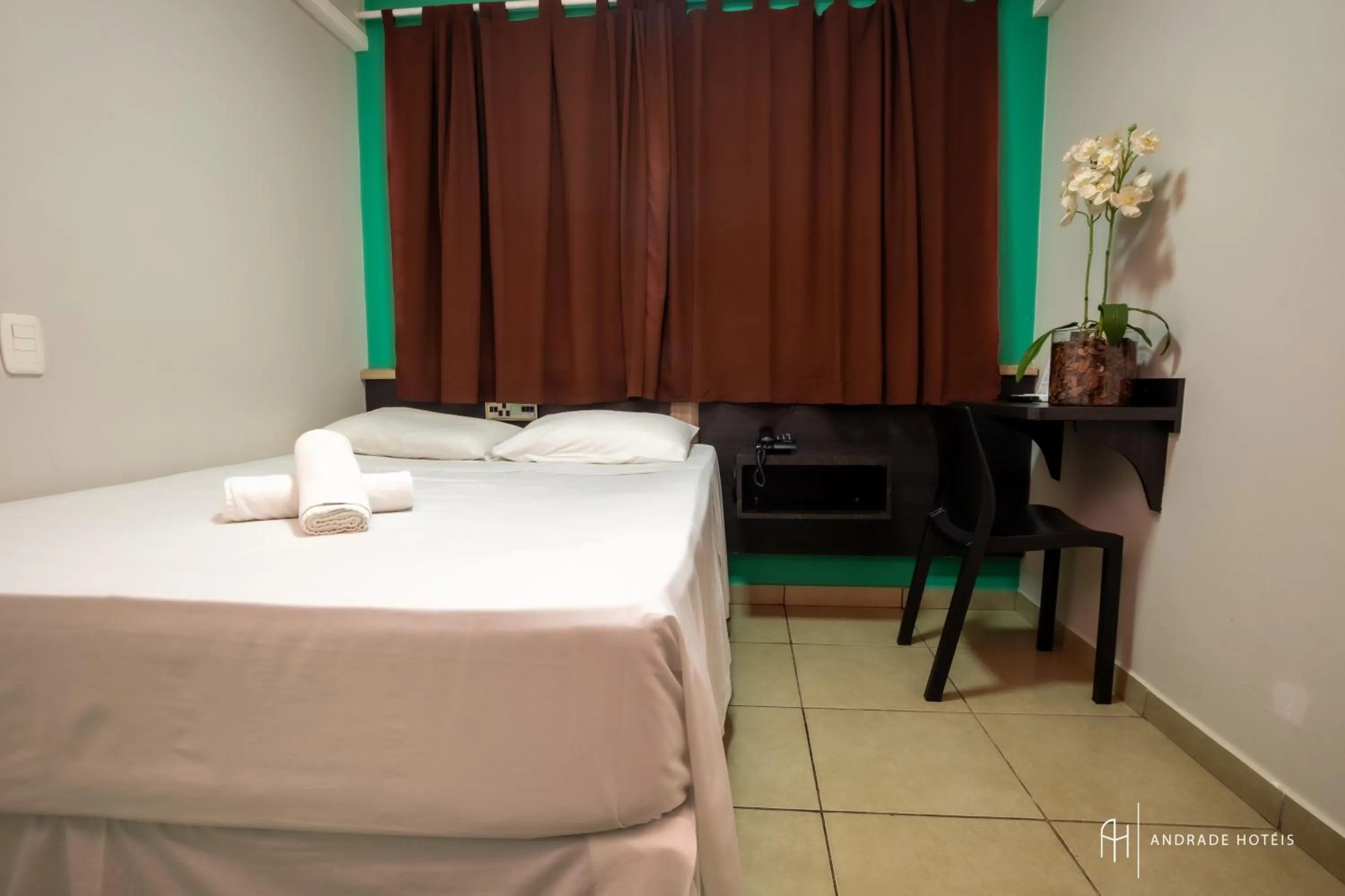 Bedroom, Bed in Rede Andrade Vivaldi