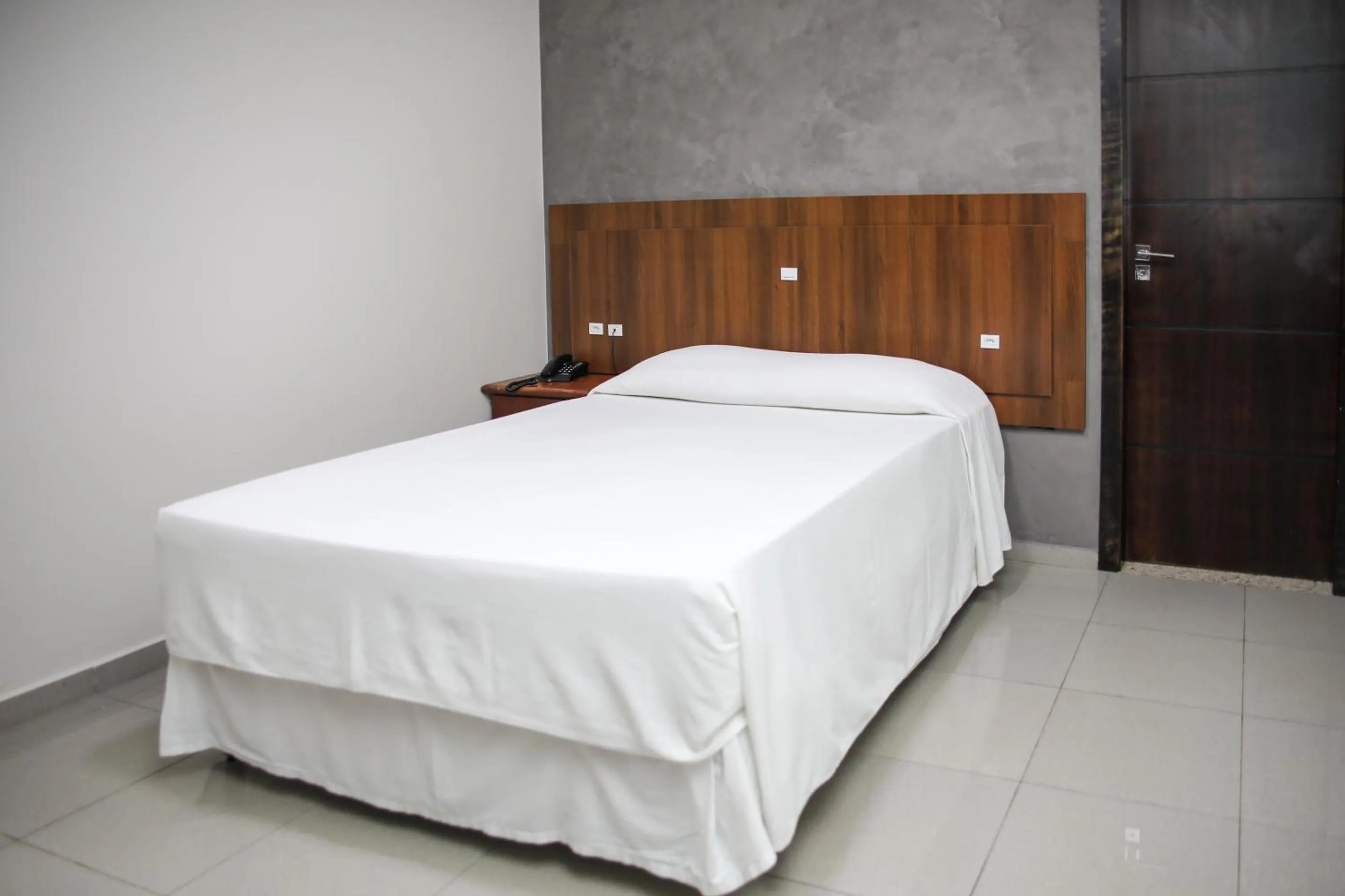 Bedroom, Bed in Rede Andrade Vivaldi