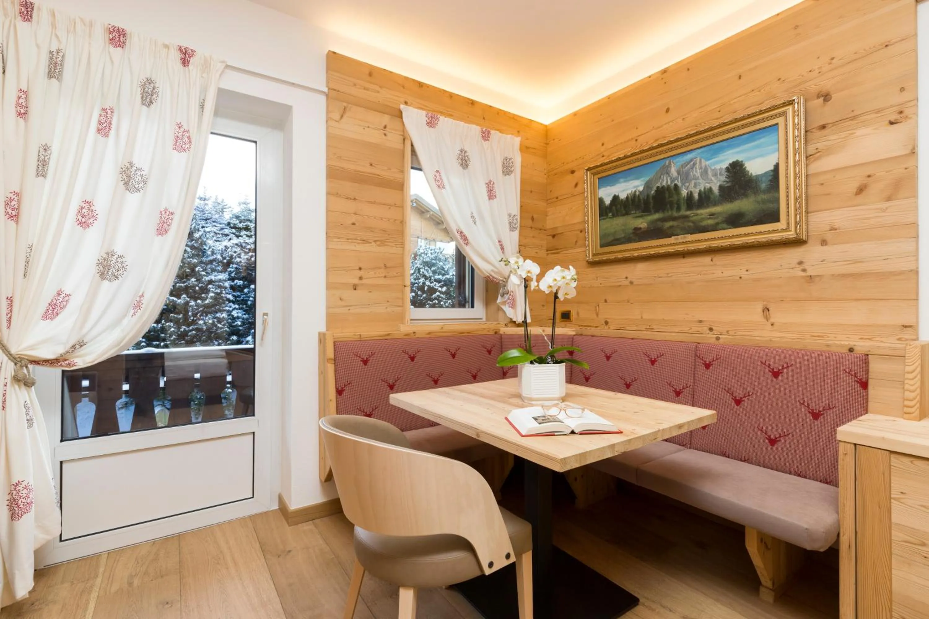 Decorative detail in Sporthotel Arabba