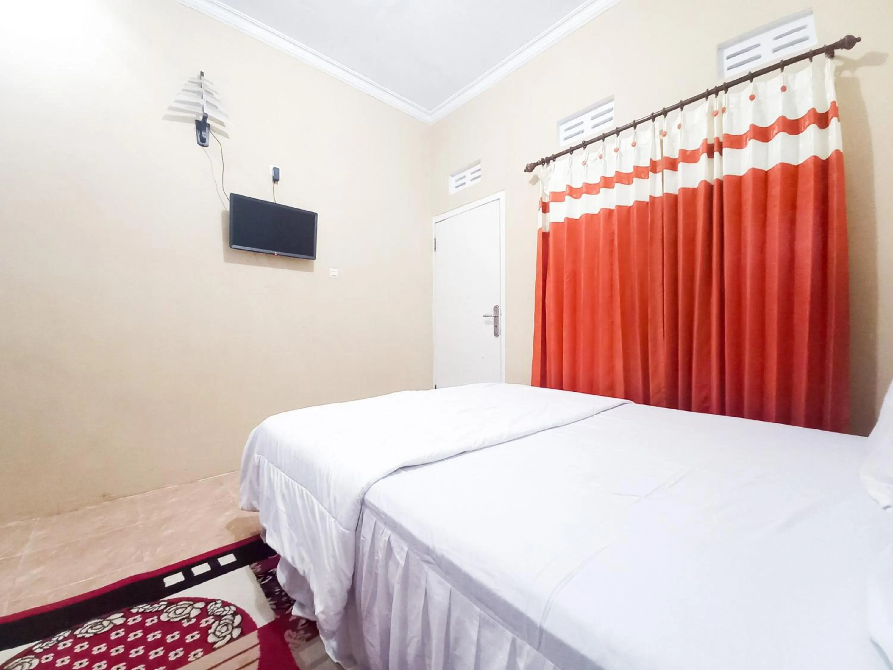 Bedroom, Bed in Lancar Homestay Syariah near BNS Mitra RedDoorz