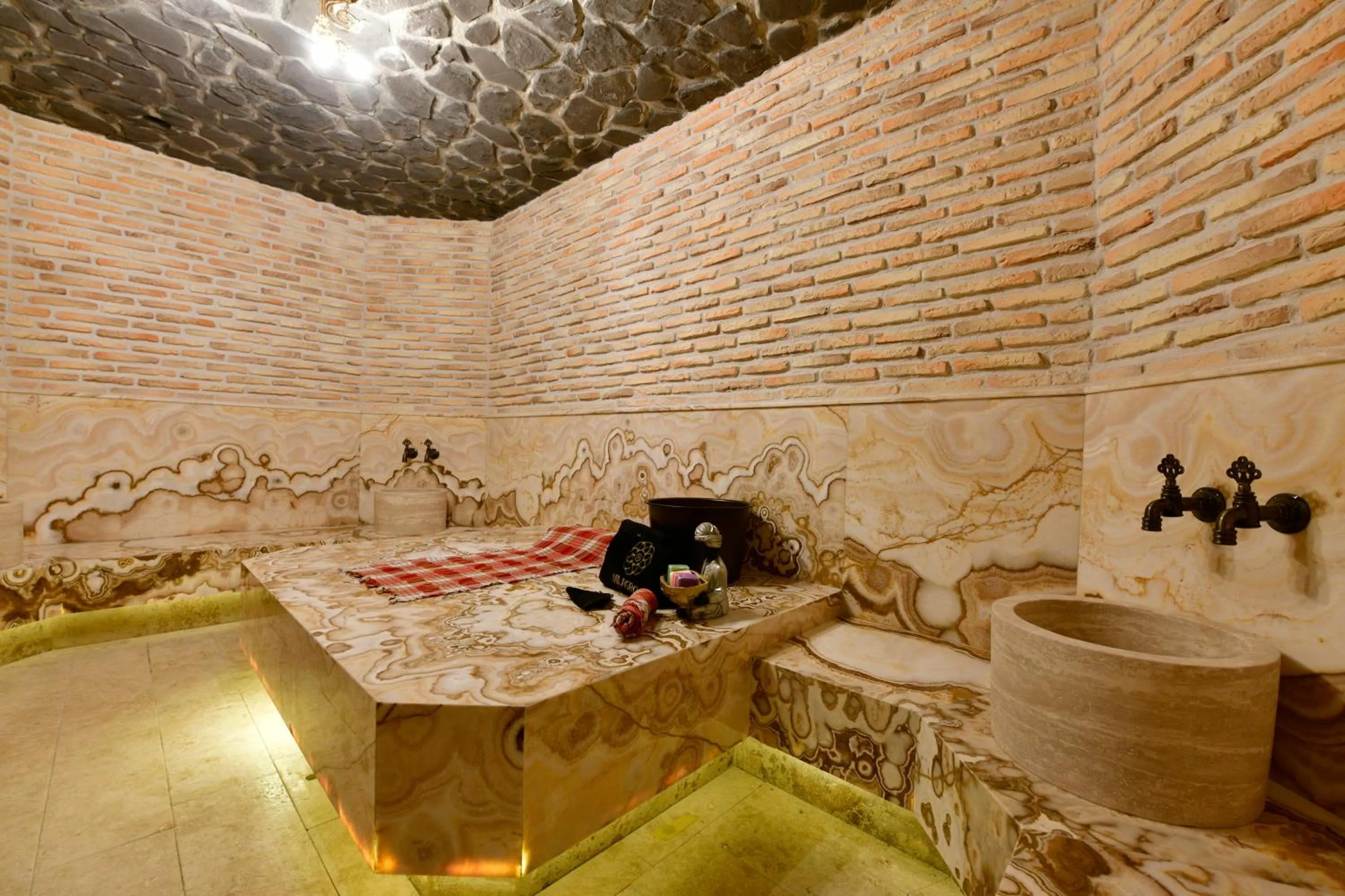 Public Bath in Sacred Mansion