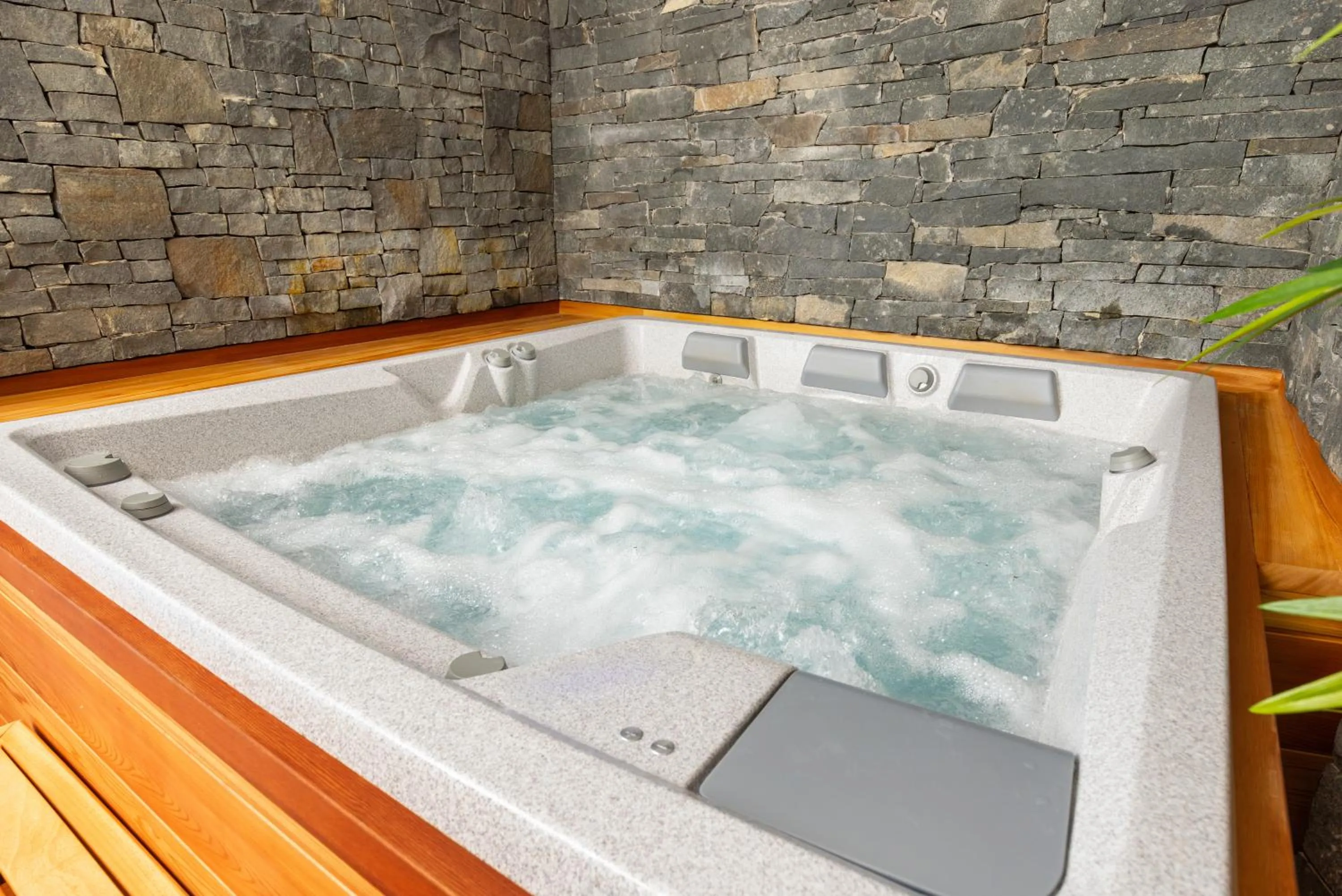 Hot Tub in Golf & Spa Kunětická Hora