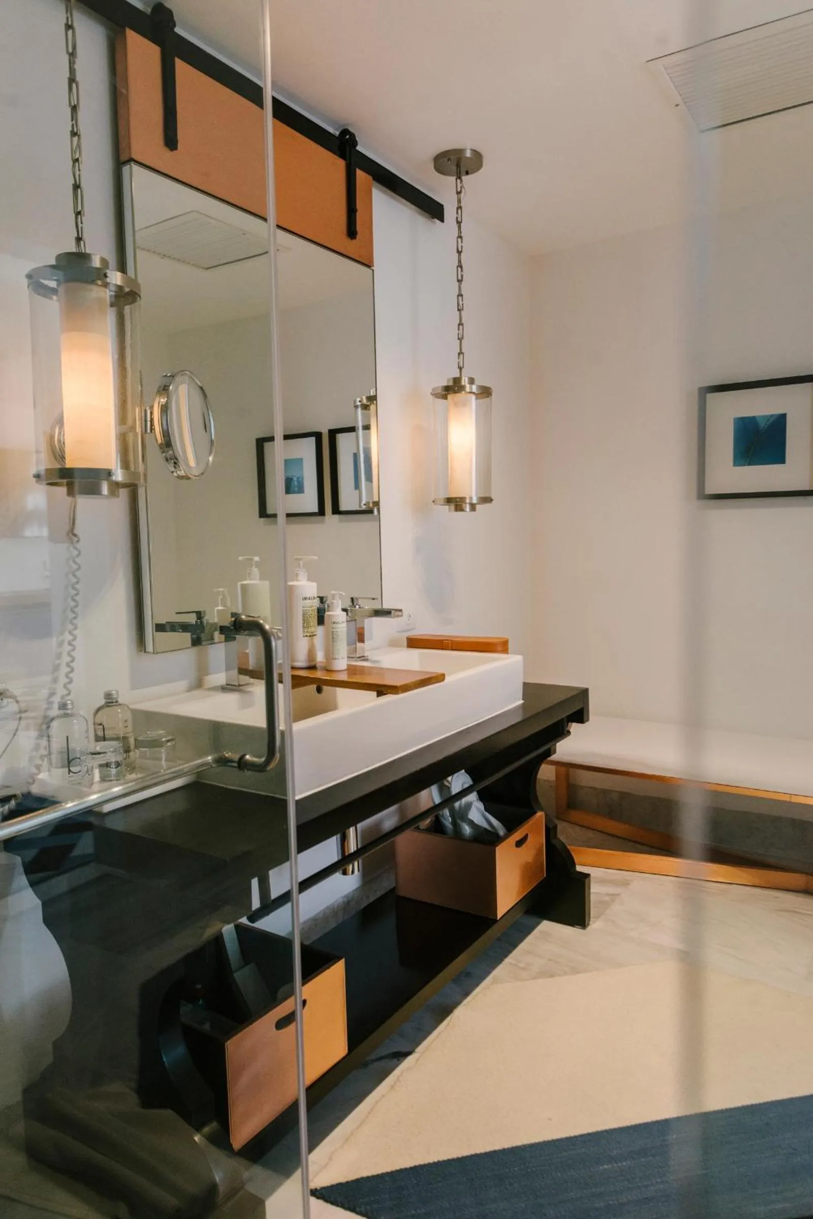 Bathroom, Bed in Hotel Matilda, a Member of Design Hotels