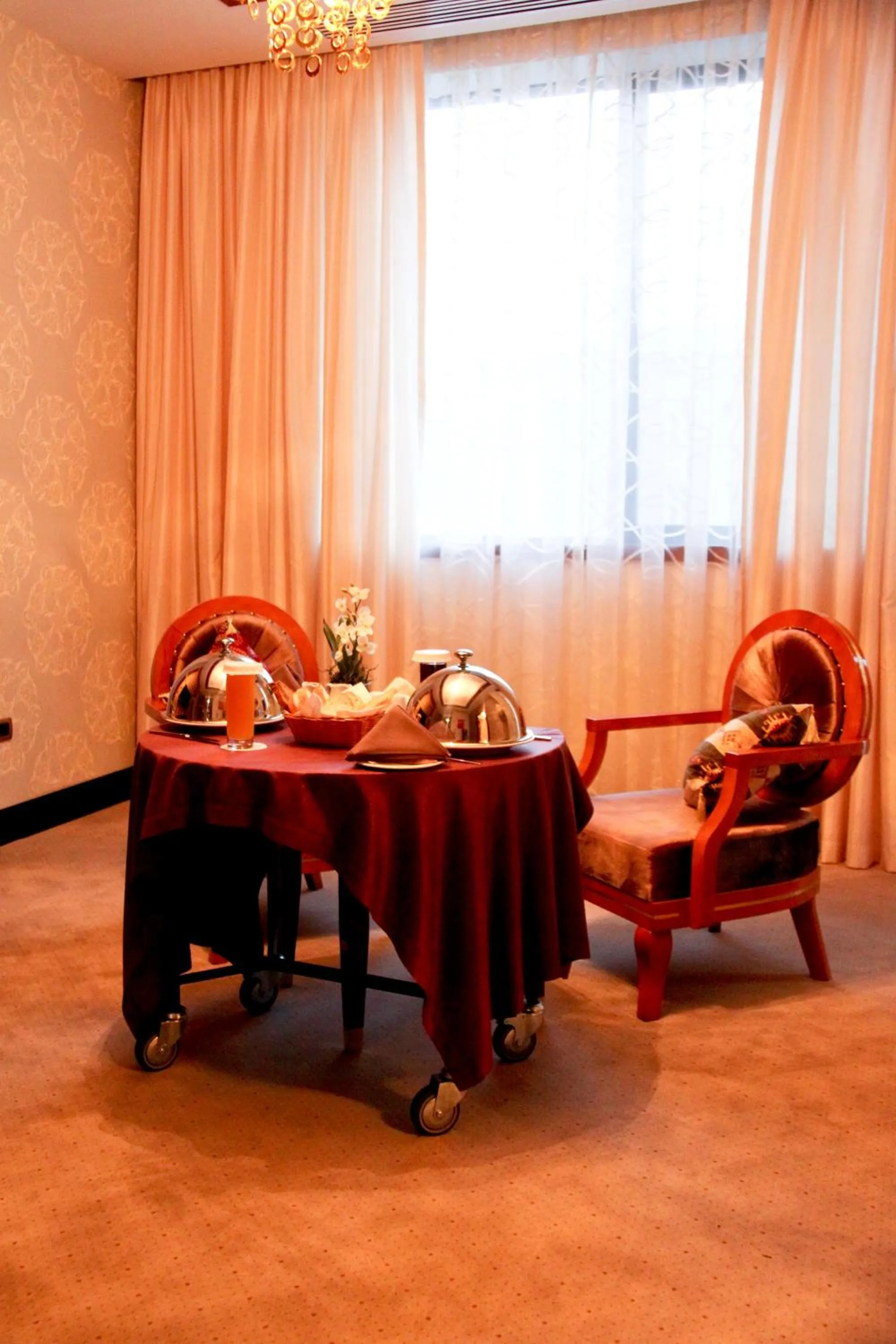 Photo of the whole room in Sapphire Hotel