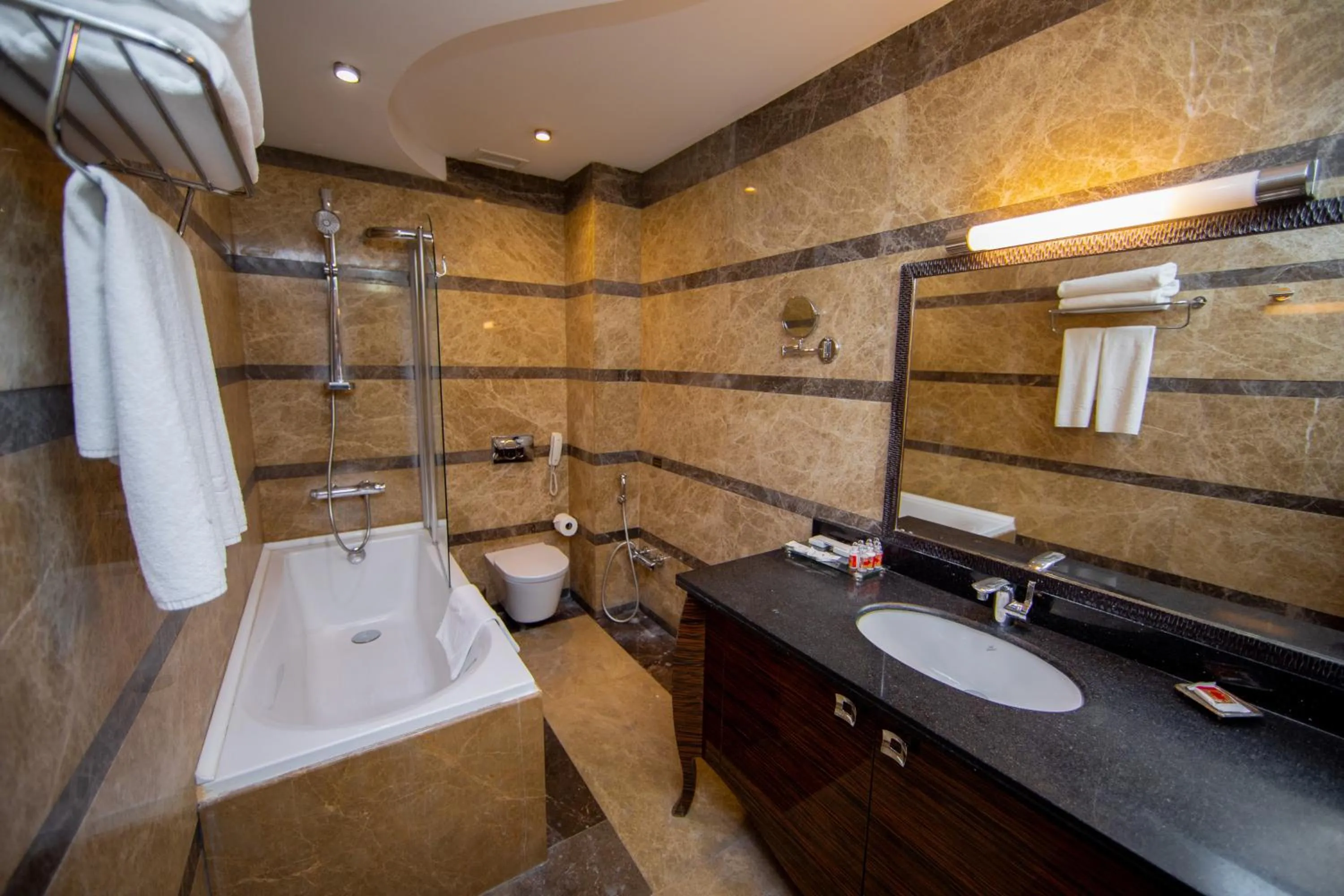 Bathroom in Sapphire Hotel