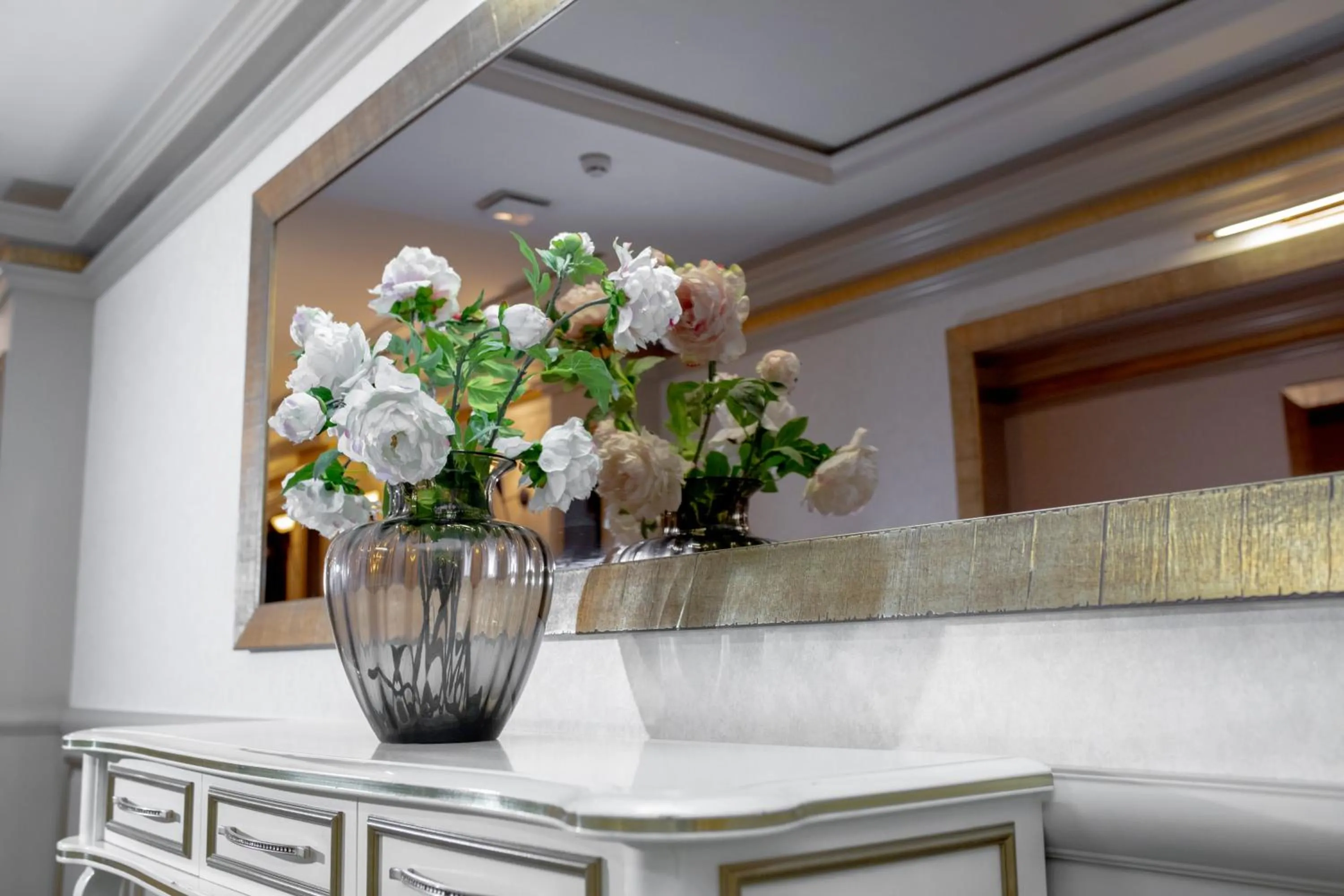 Lobby or reception in Sapphire Hotel