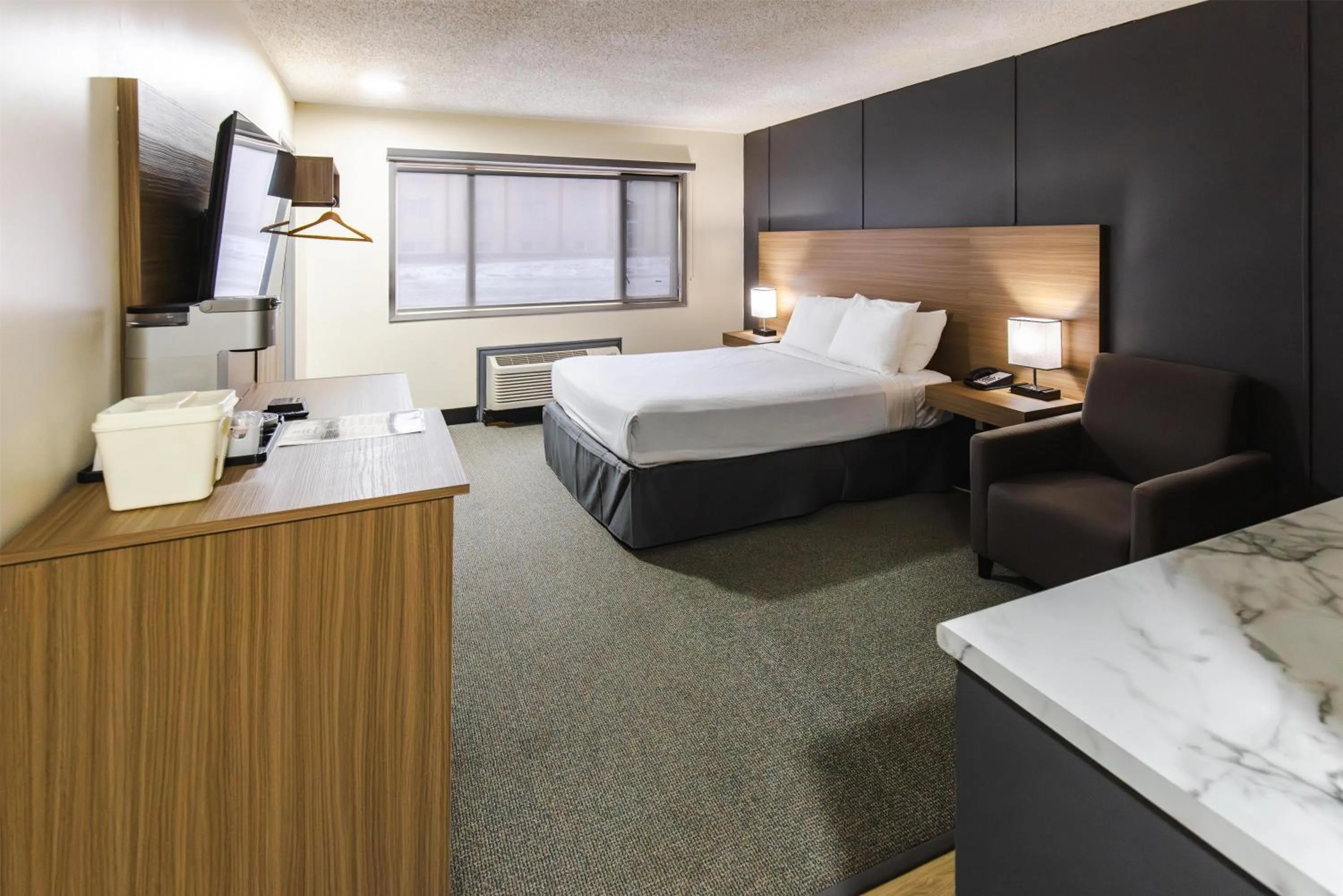 Bedroom, Bed in SureStay by Best Western Smithers