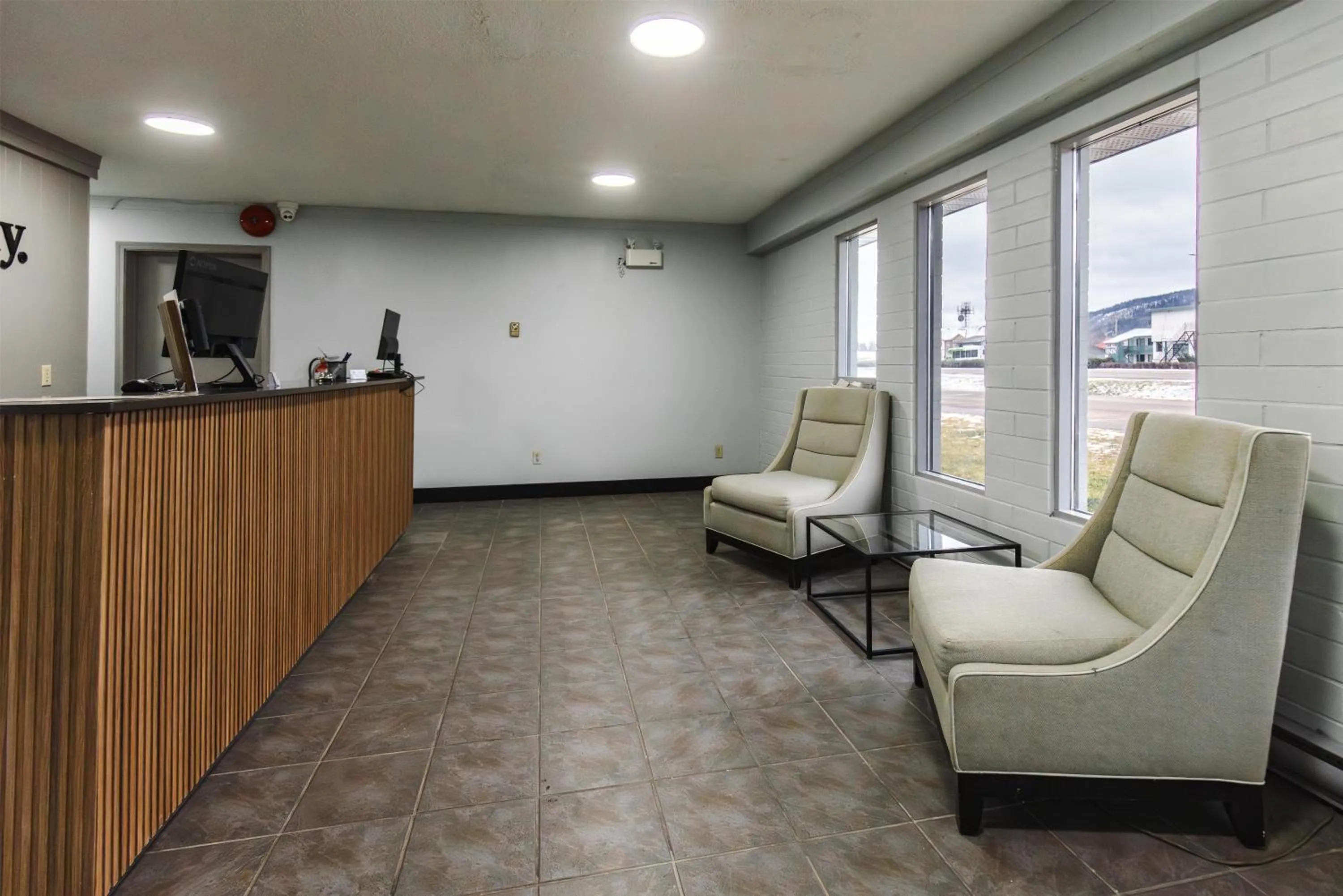 Lobby or reception in SureStay by Best Western Smithers