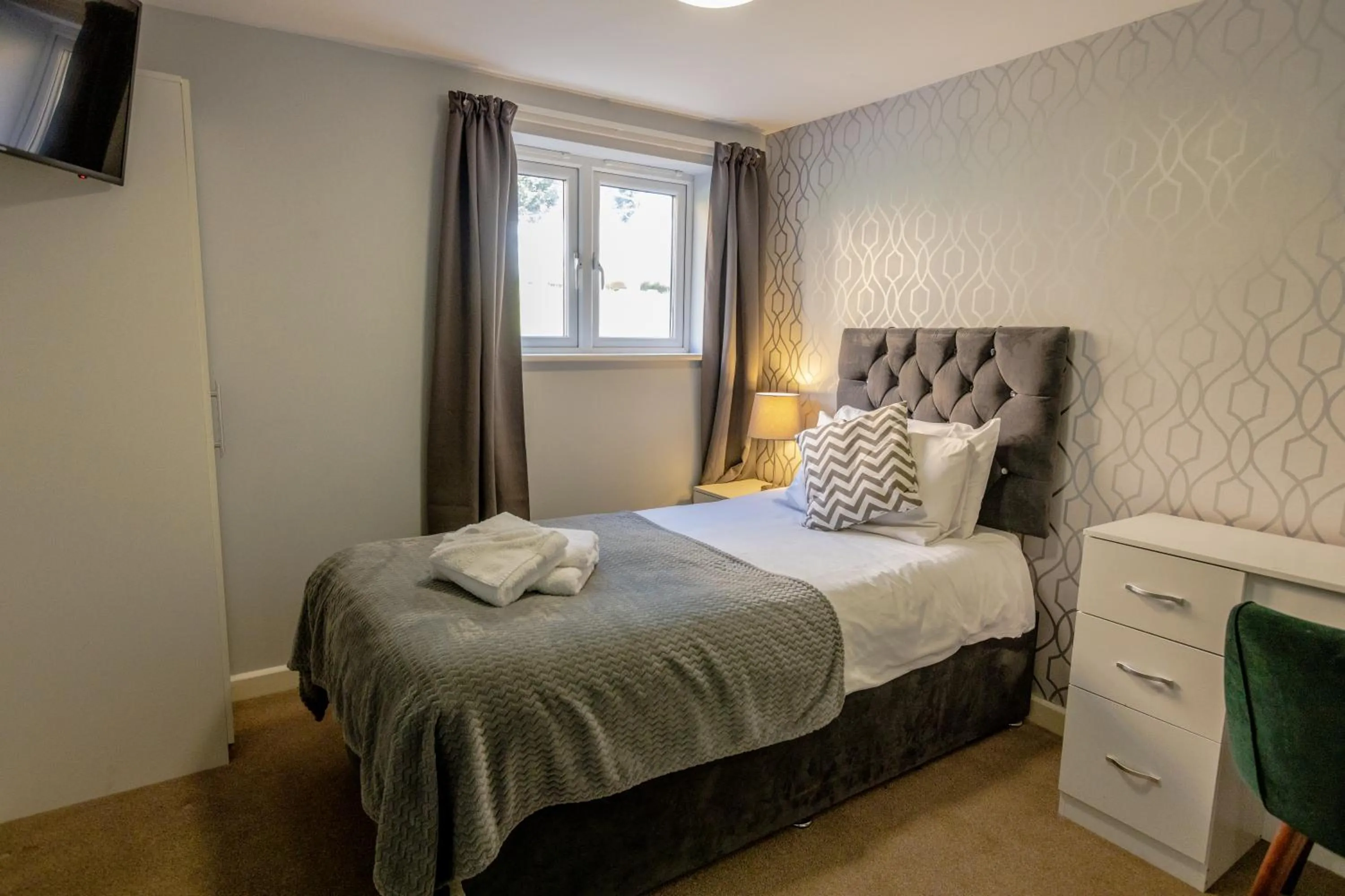 Bed in The Angel Hotel