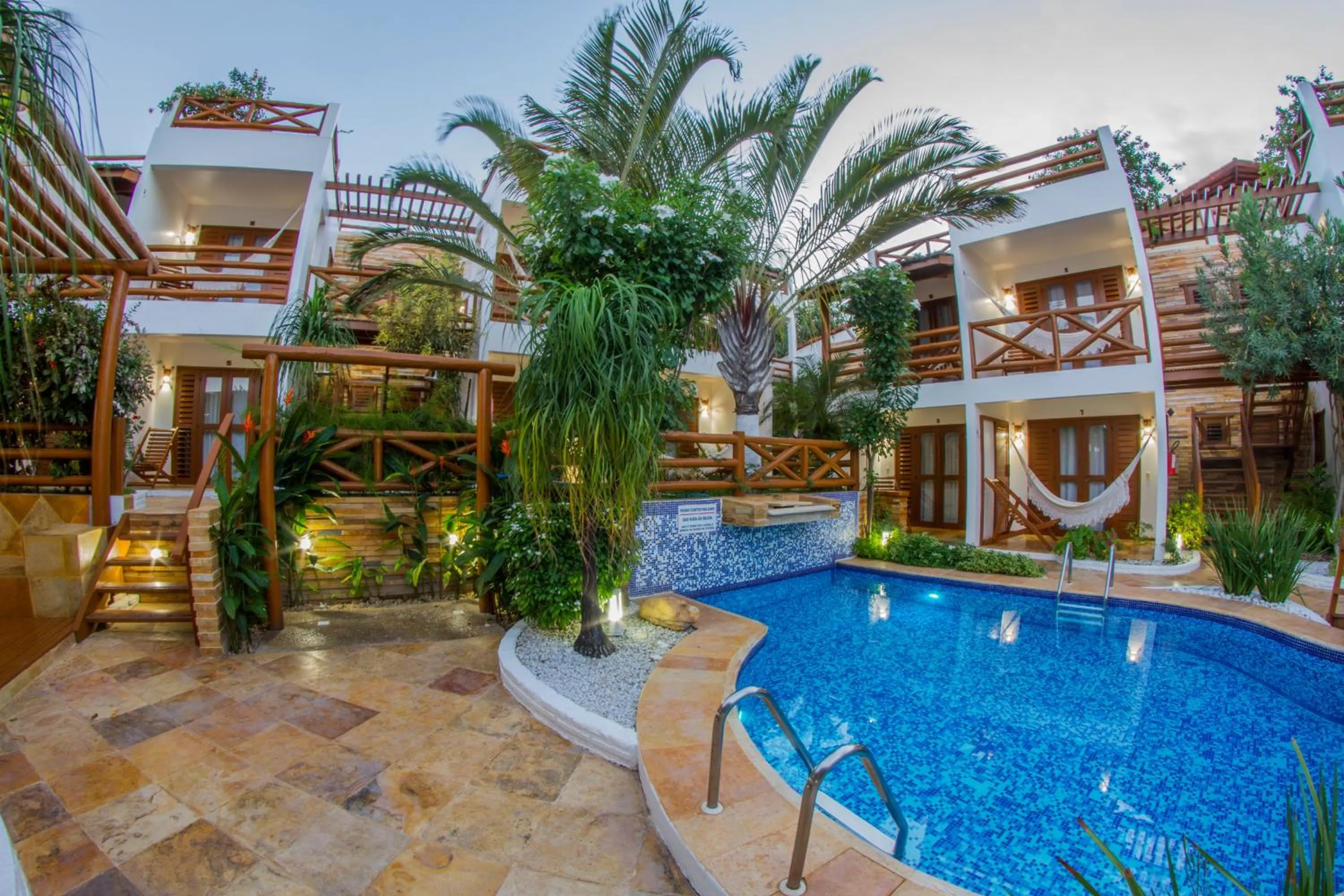 Pool view in Pousada Windjeri