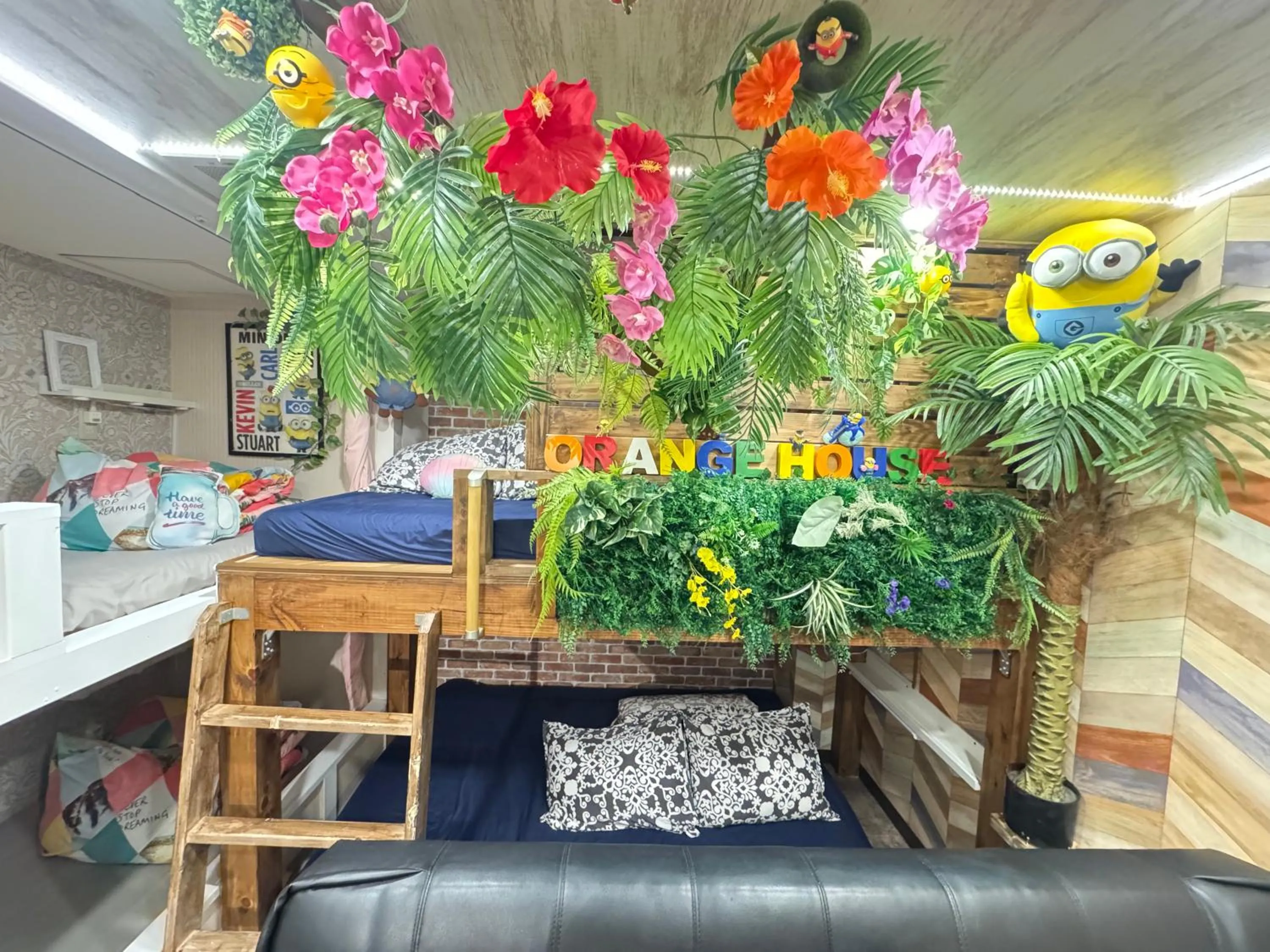 bunk bed in Hotel Orange House