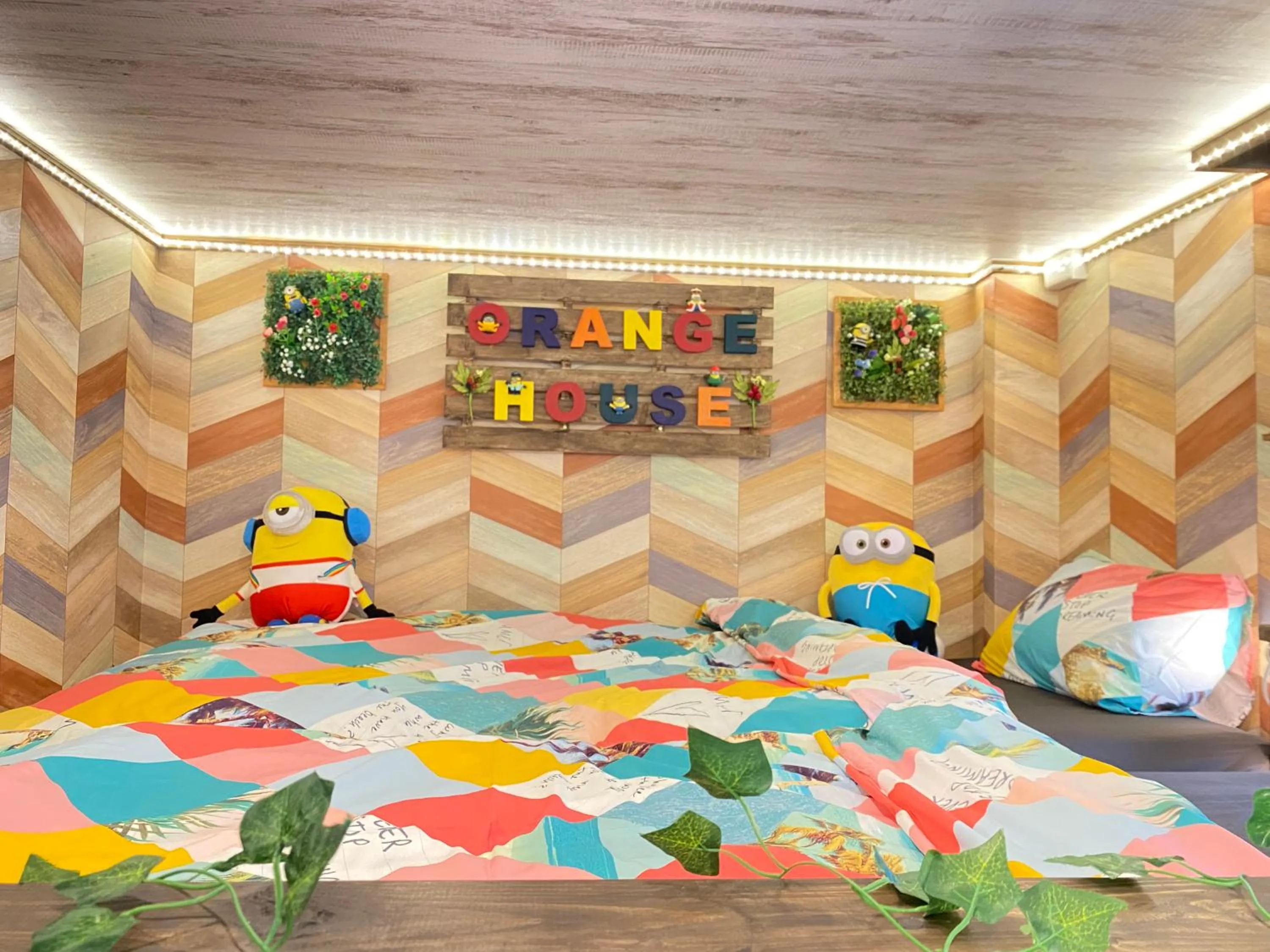 Bed in Hotel Orange House