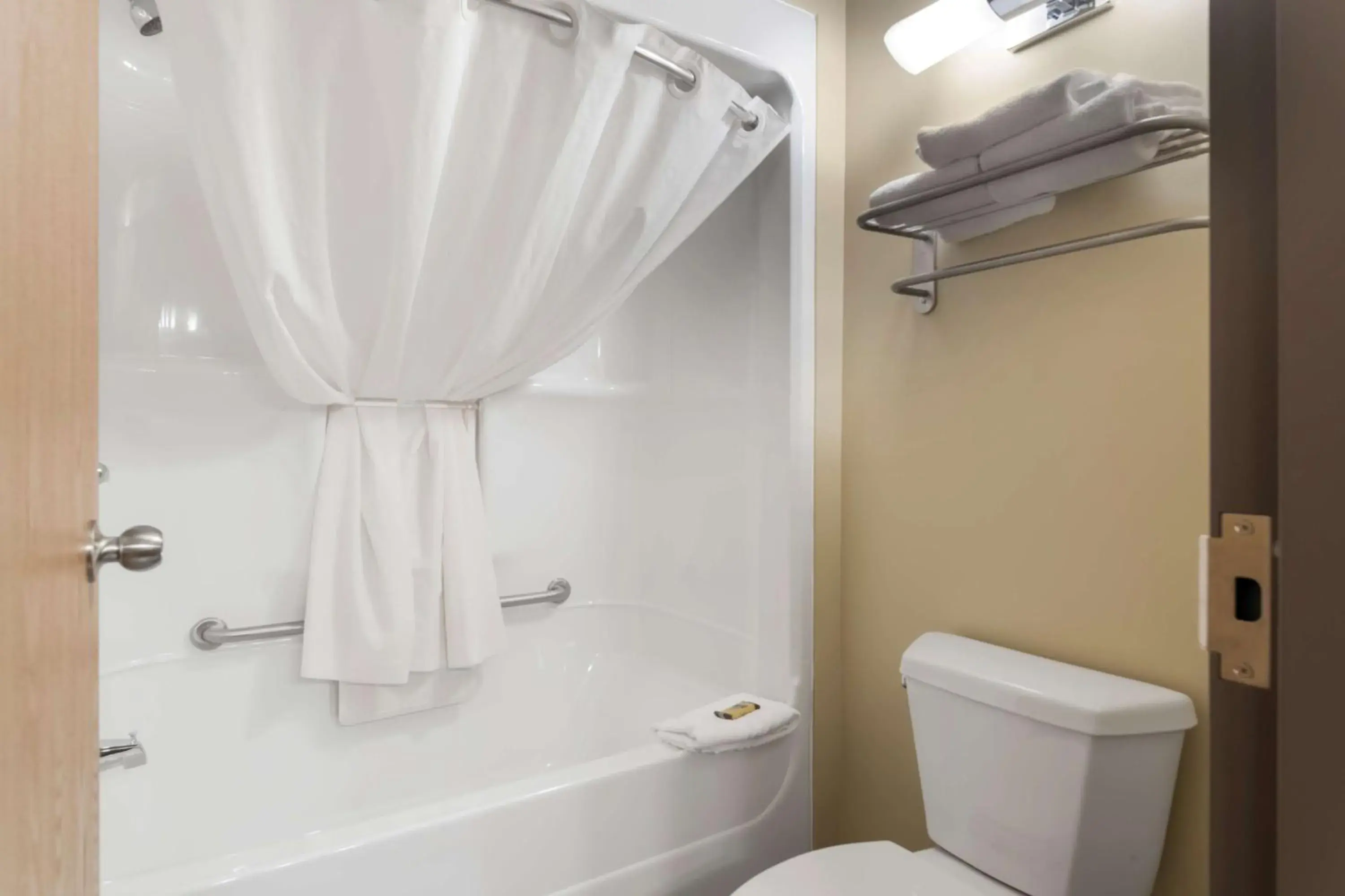 King Room with Sofa Bed - Non-Smoking in BEST WESTERN PLUS Saint John Hotel & Suites King Room with Sofa Bed - Non-Smoking in BEST WESTERN PLUS Saint John Hotel & Suites