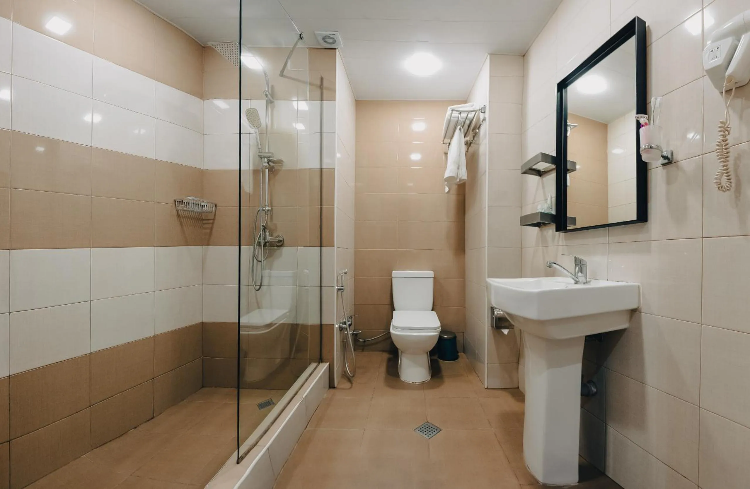 Shower in Seven Boutique Hotel Baku