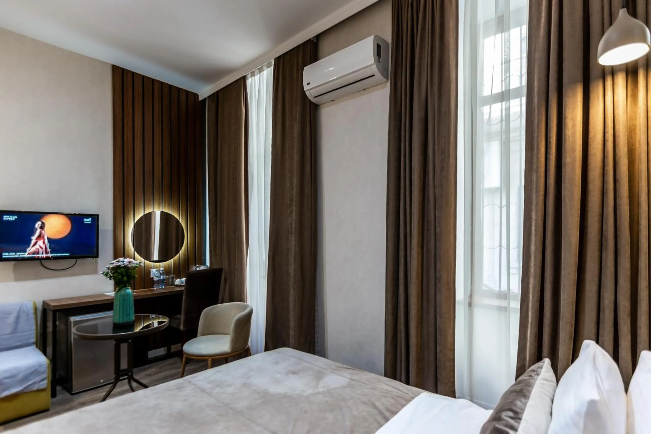 Bed in Seven Boutique Hotel Baku