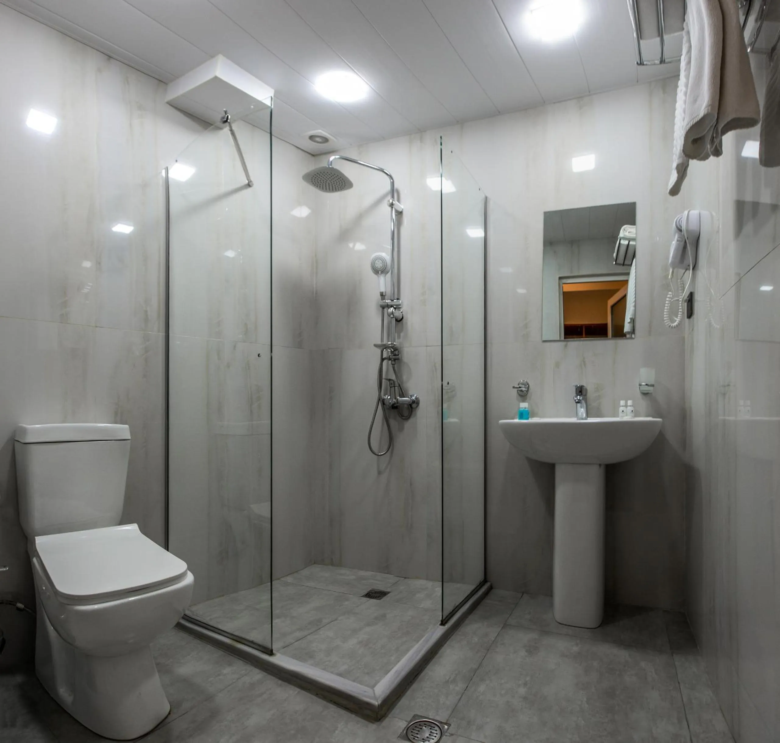 Shower in Seven Boutique Hotel Baku