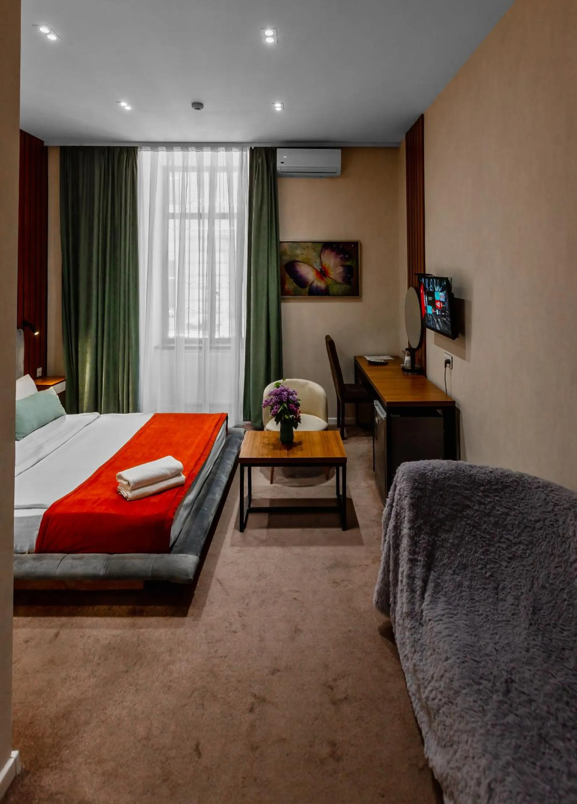 Bed in Seven Boutique Hotel Baku