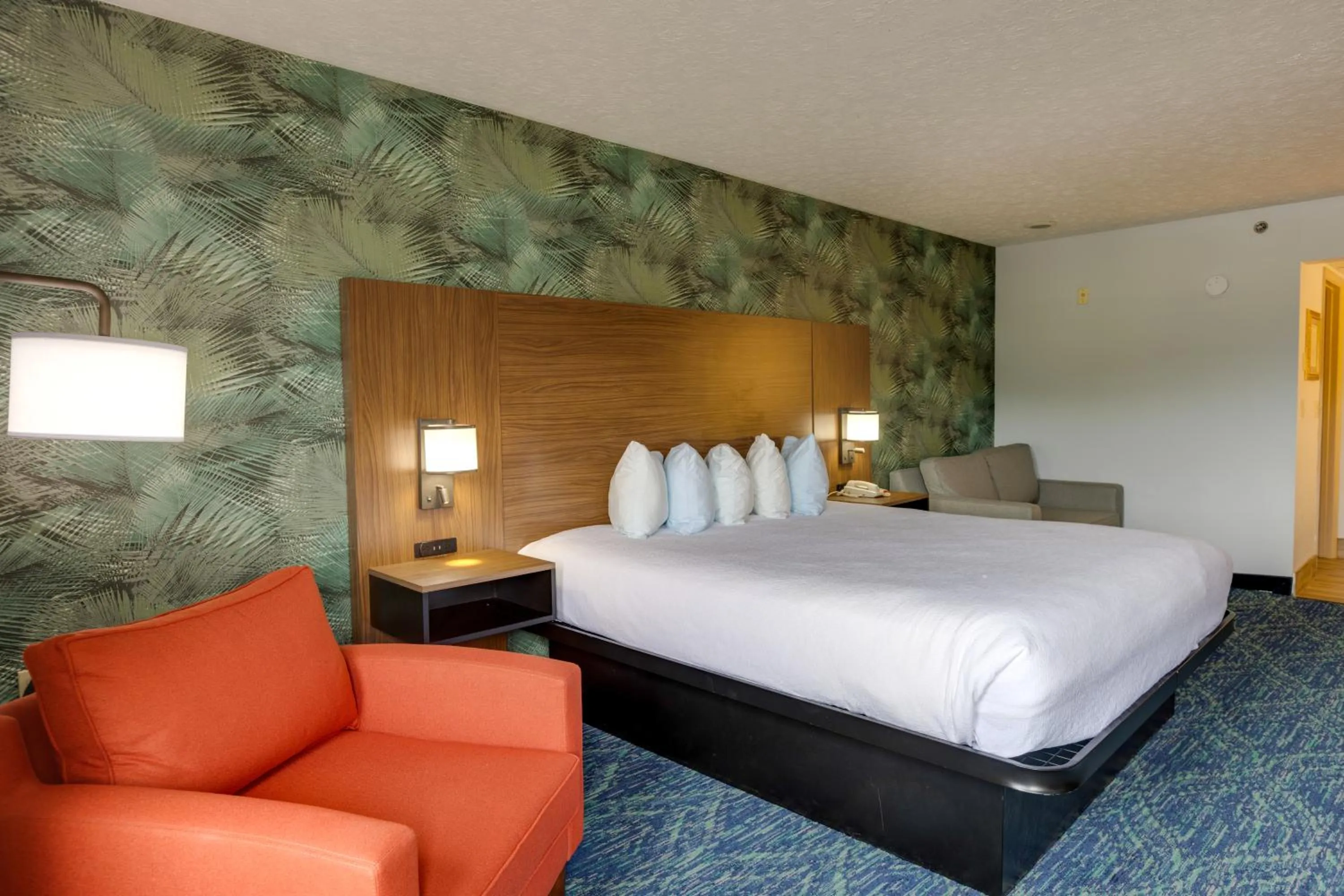 Bedroom, Bed in Park Grove Inn