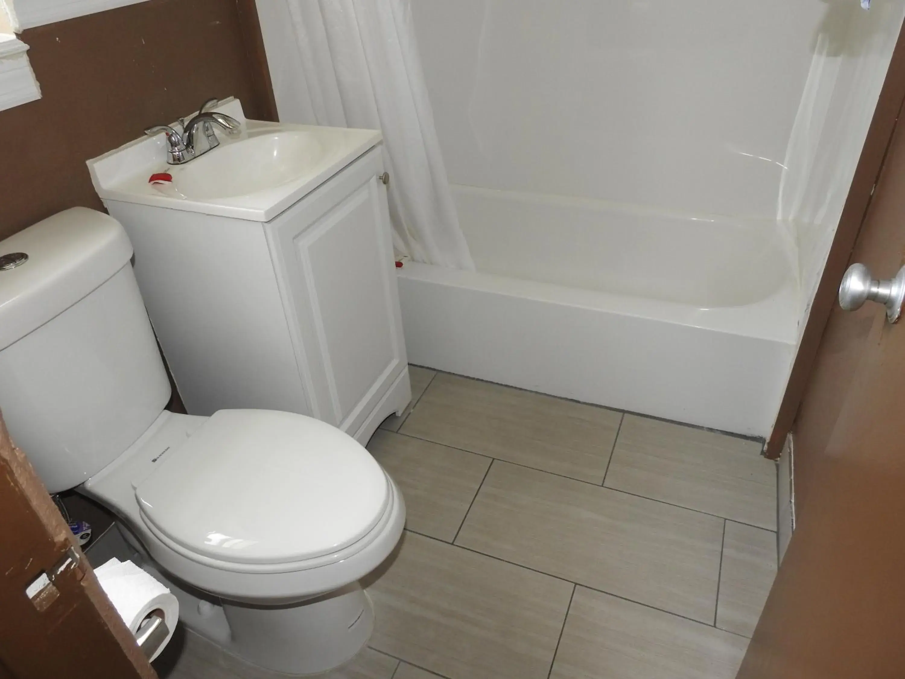 Queen Room in Sunset Inn Historic District St. - St. Augustine Queen Room in Sunset Inn Historic District St. - St. Augustine