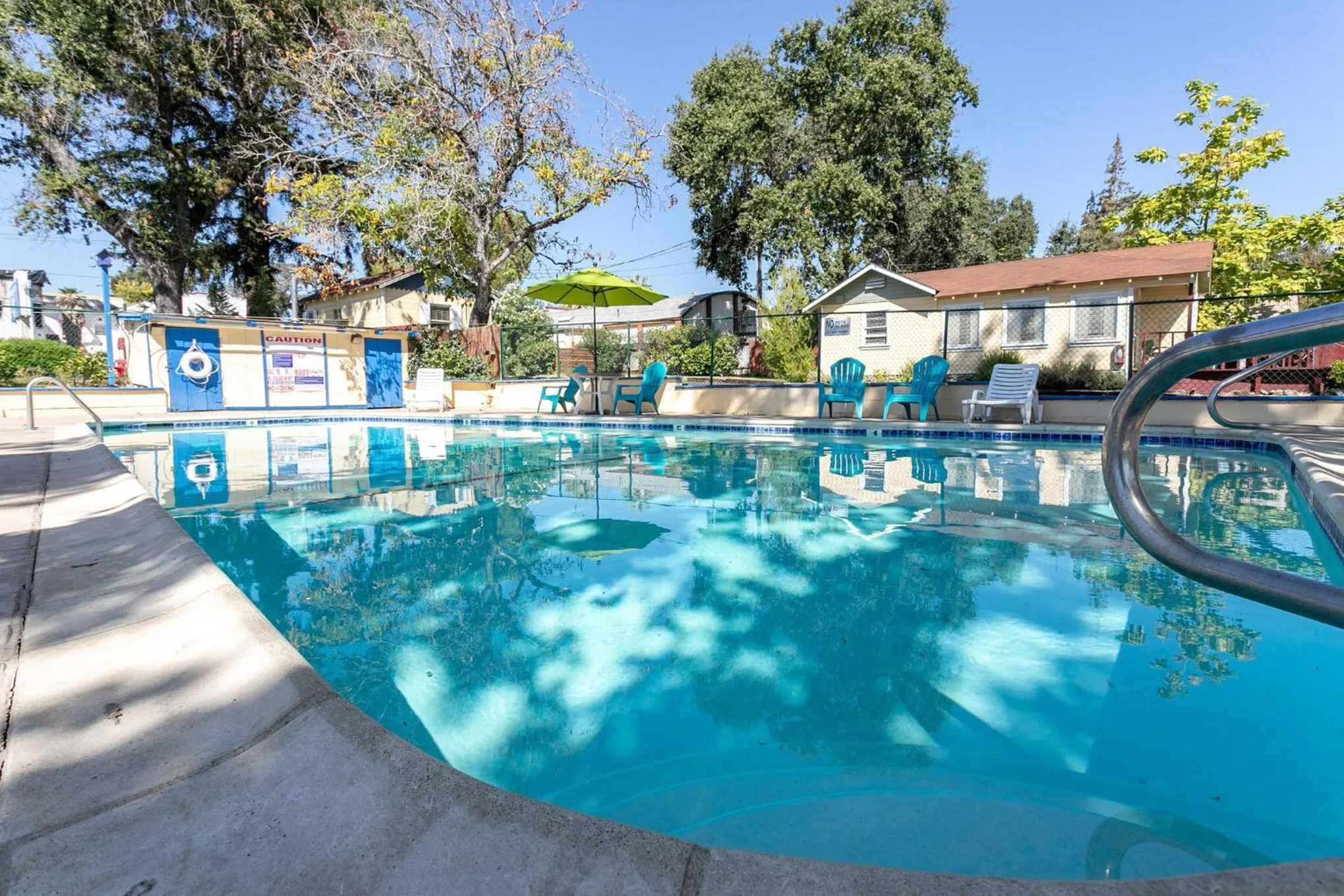 Swimming pool in Skylark Shores Resort