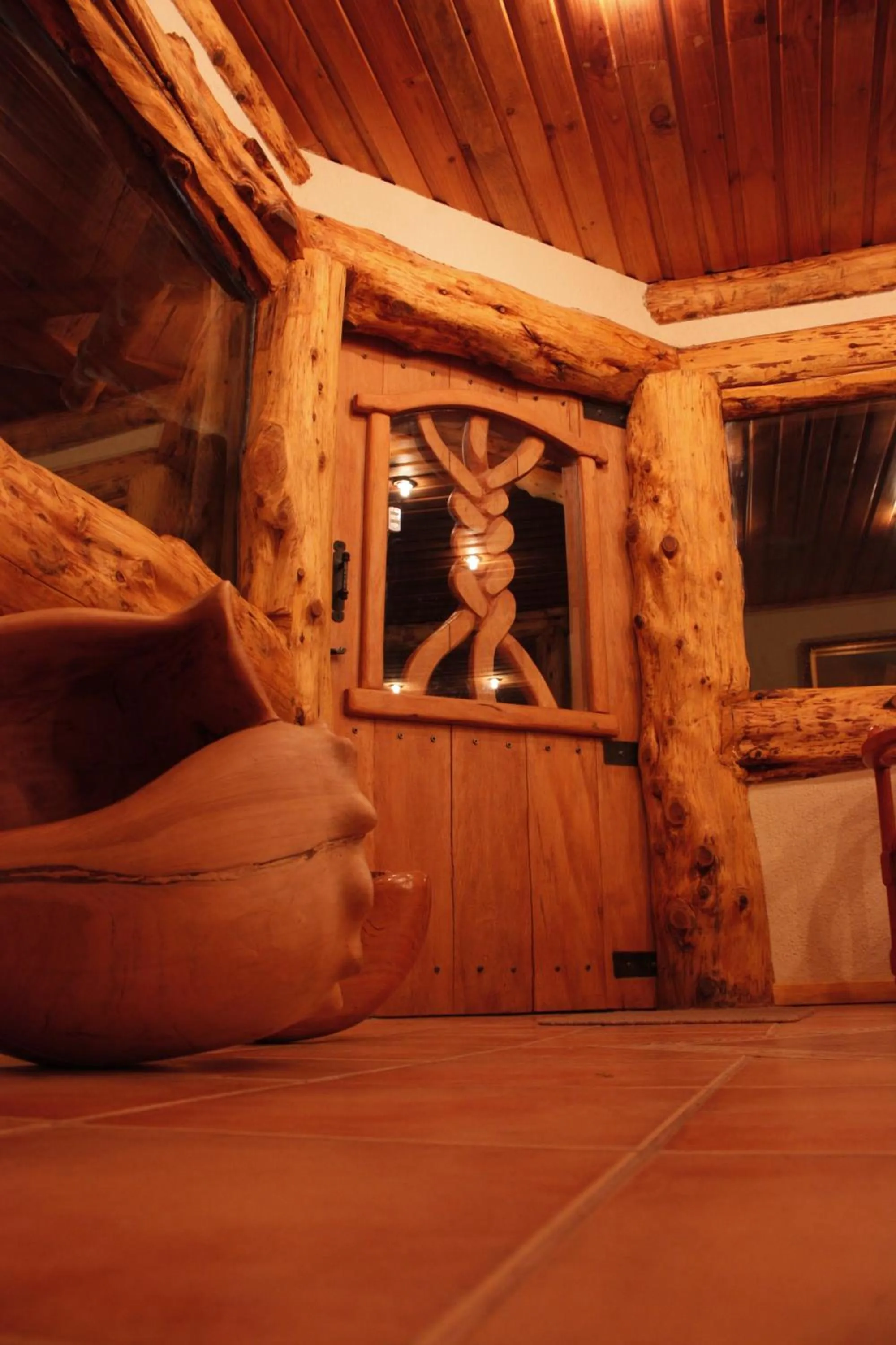 Decorative detail in Hotel Borde Lago