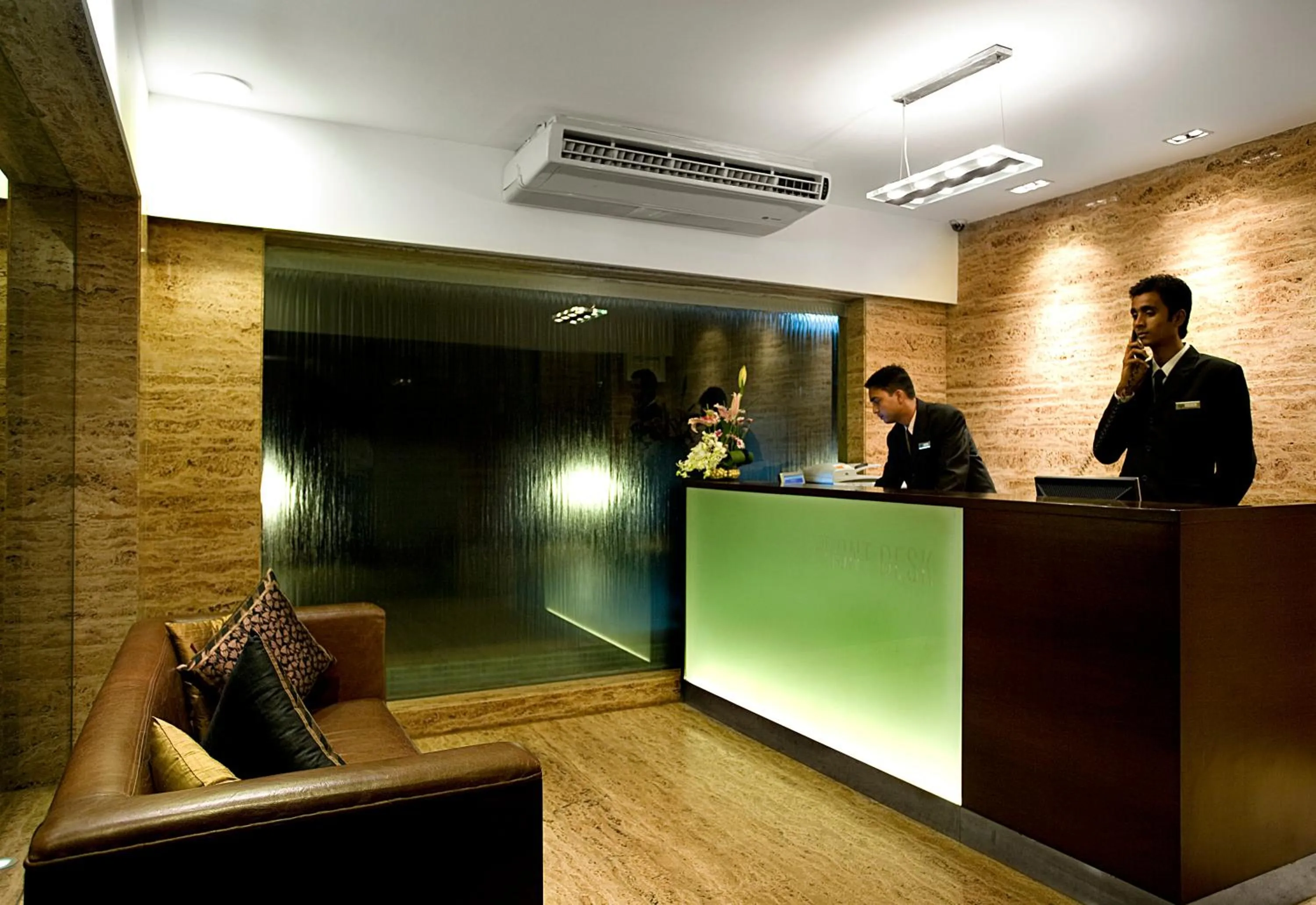 Staff in Hotel Jewel of Chembur